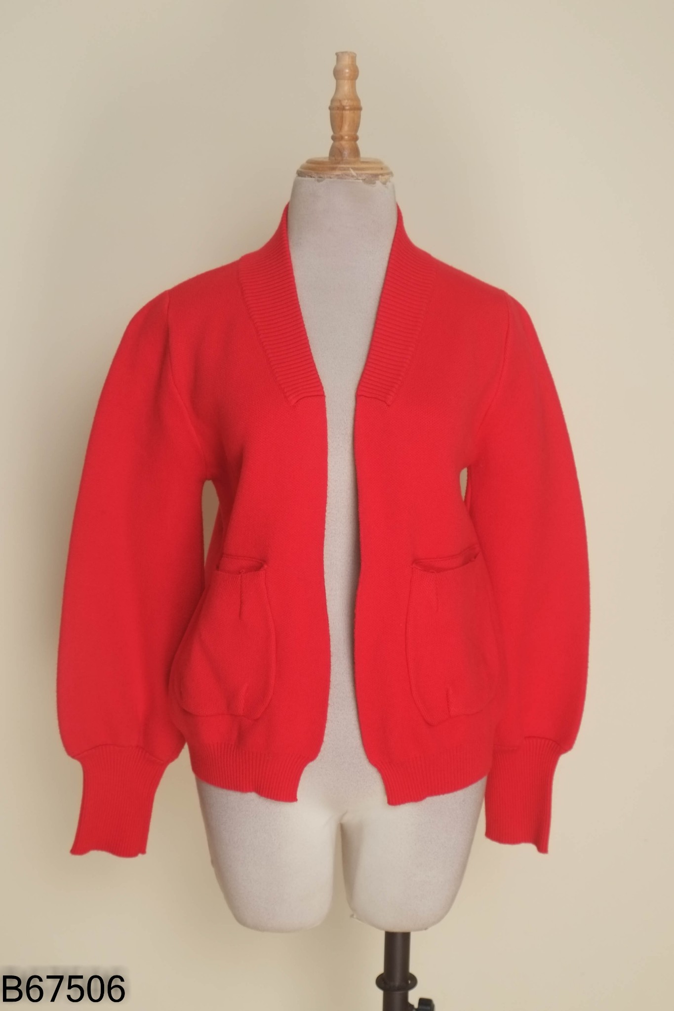 Áo cardigans len đỏ 2 túi