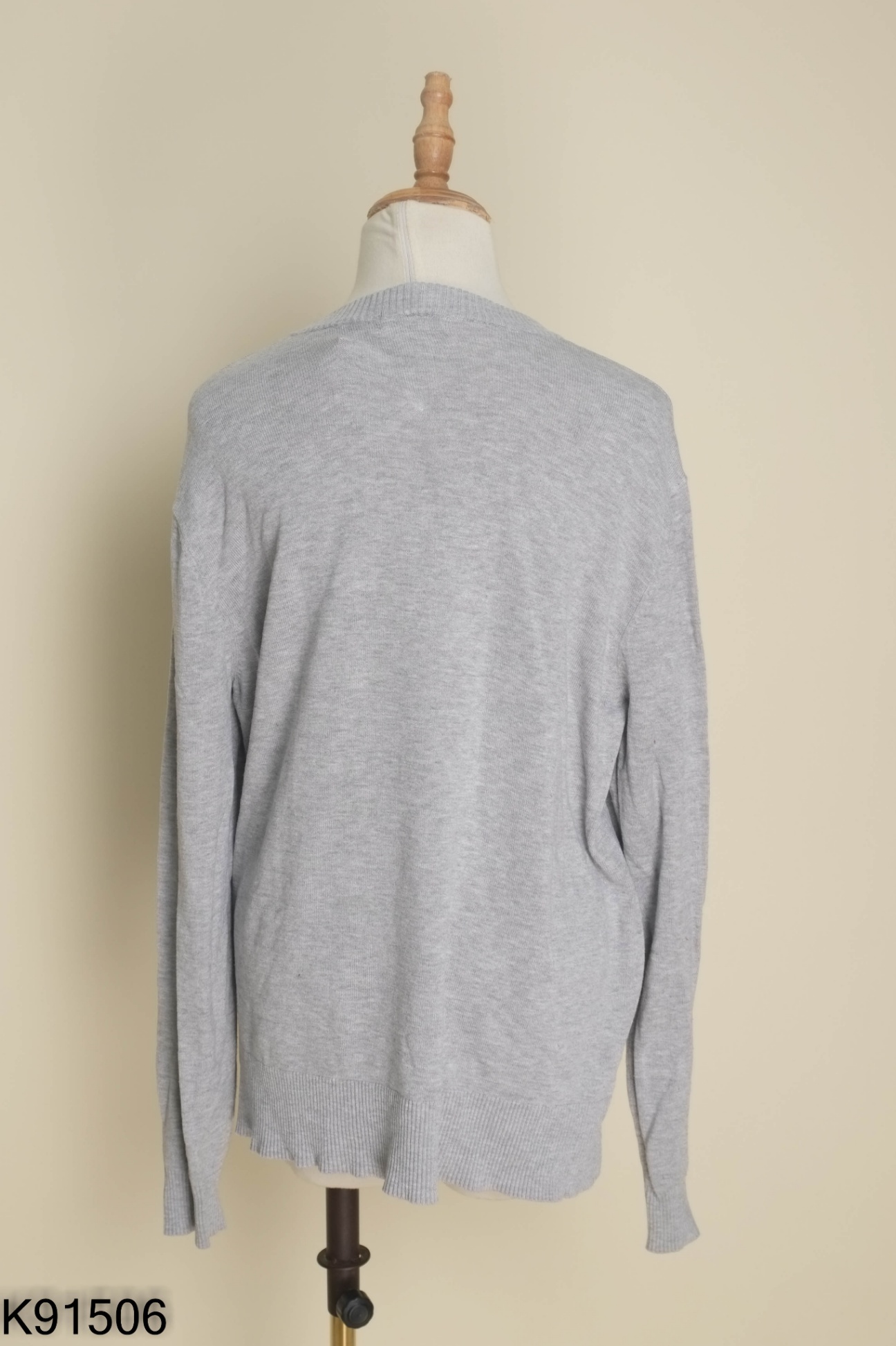 Áo len H&M xám trơn