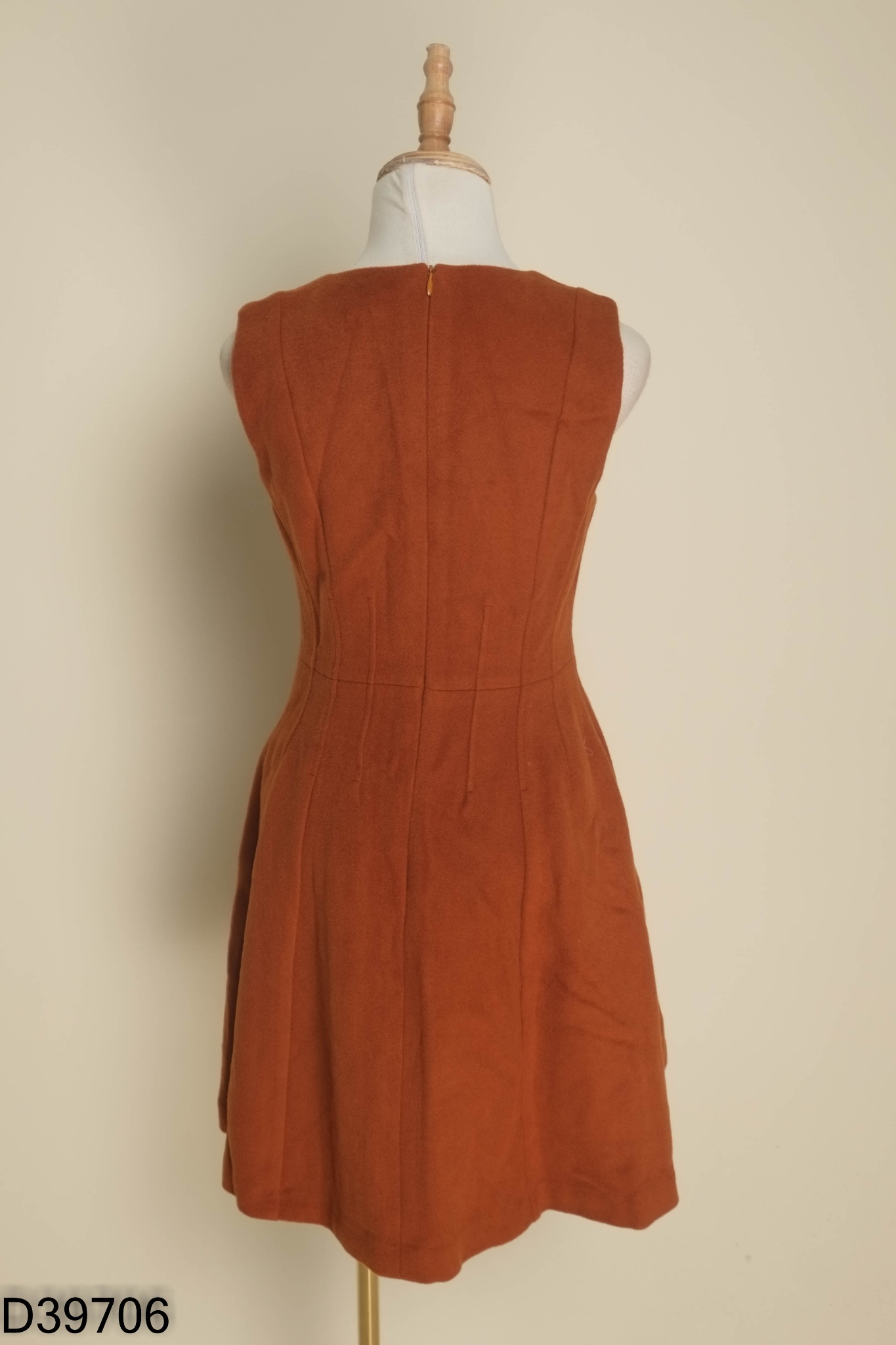 Váy dạ D.CHIC nâu