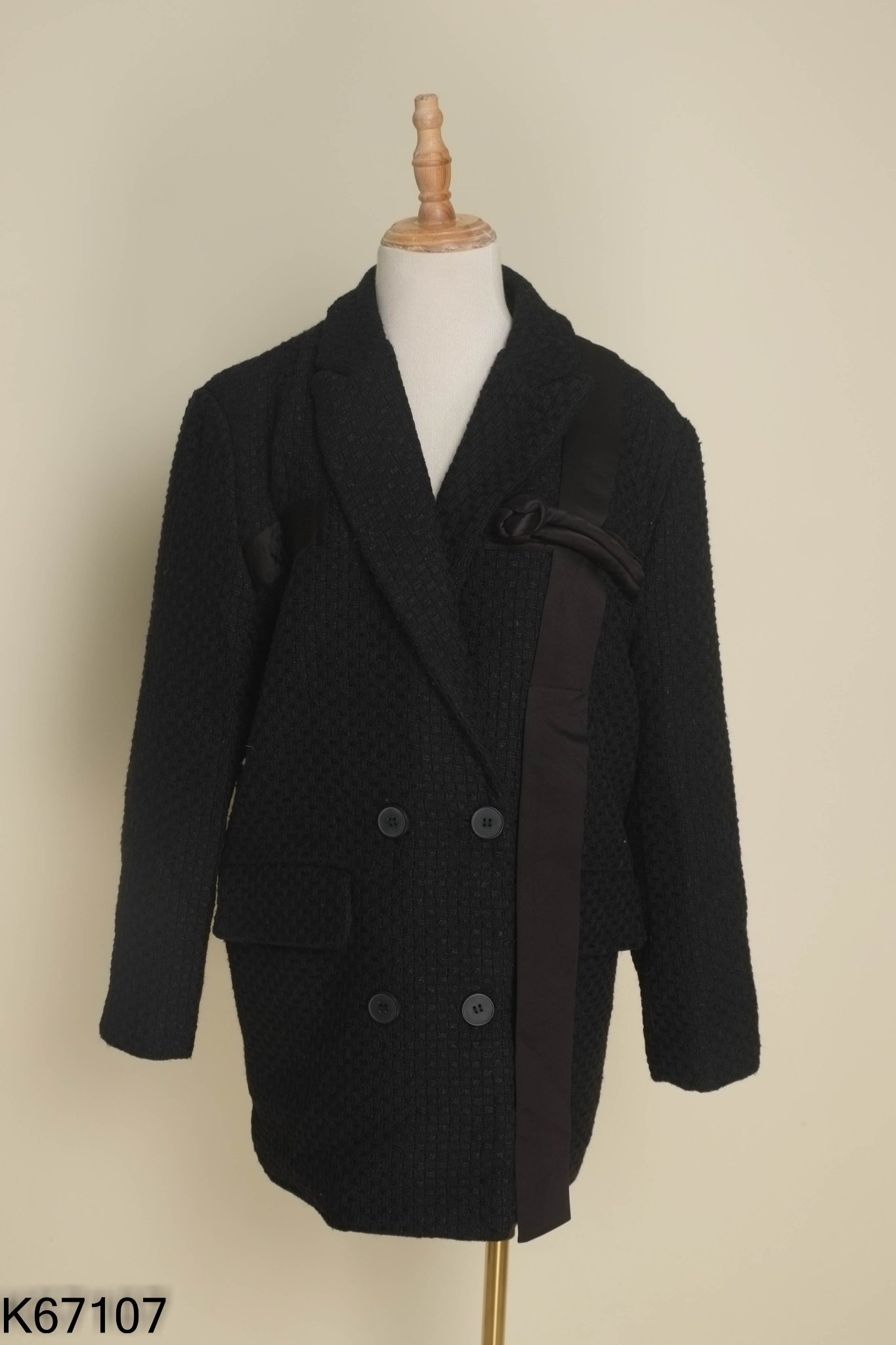 Áo khoác vest dạ đen
