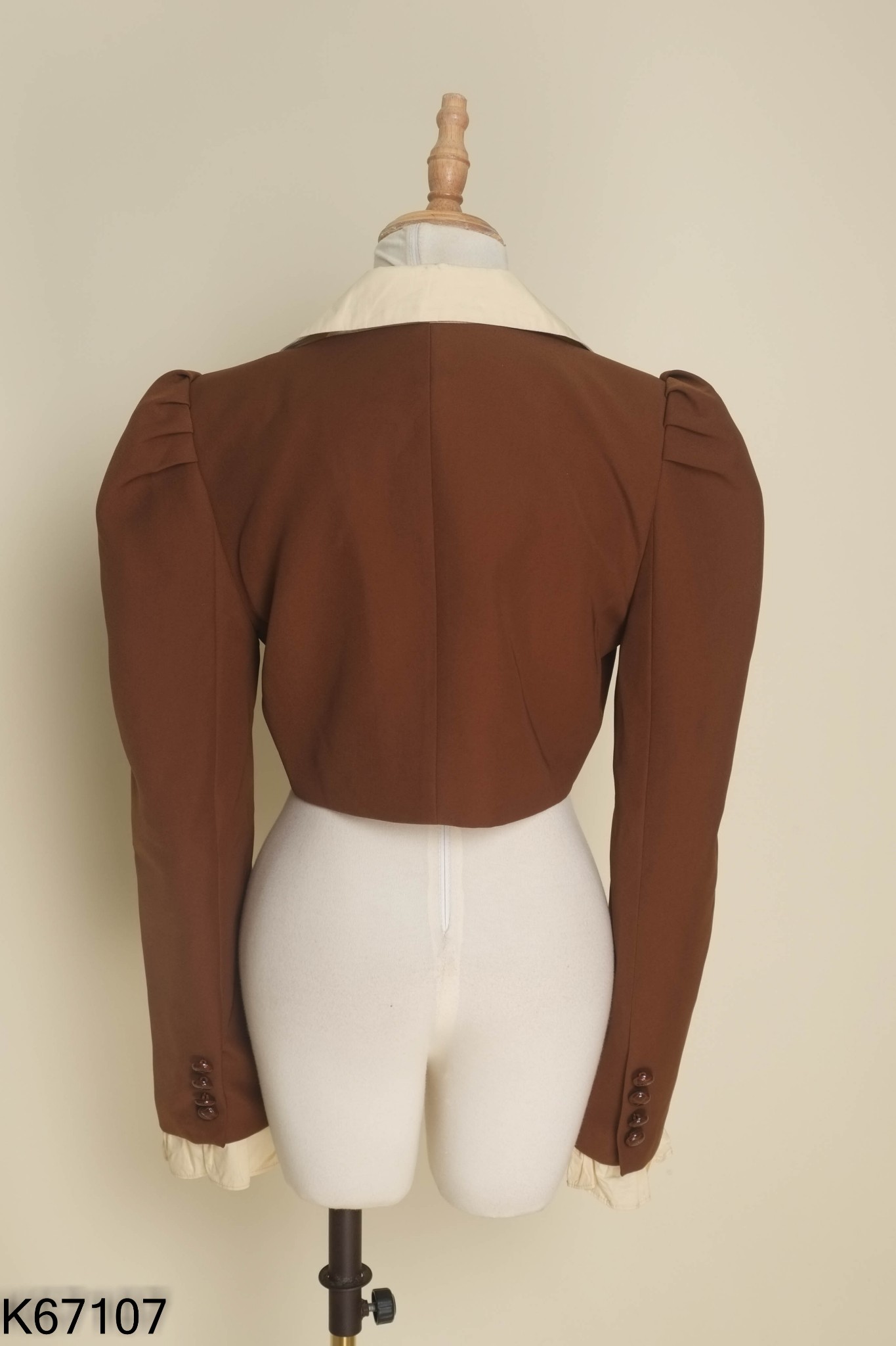 Áo khoác vest nâu cổ be