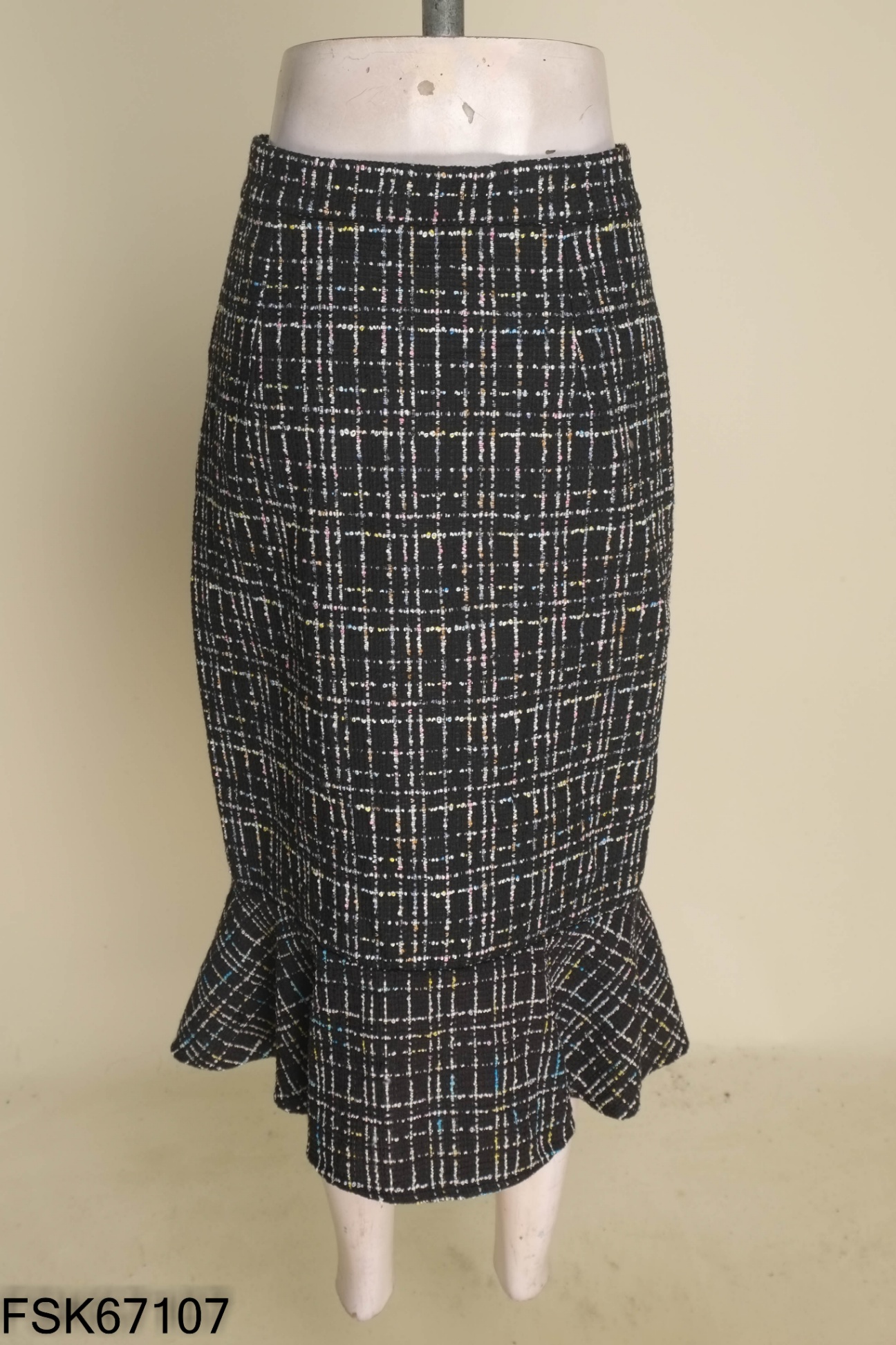 Chân váy dạ tweed đen