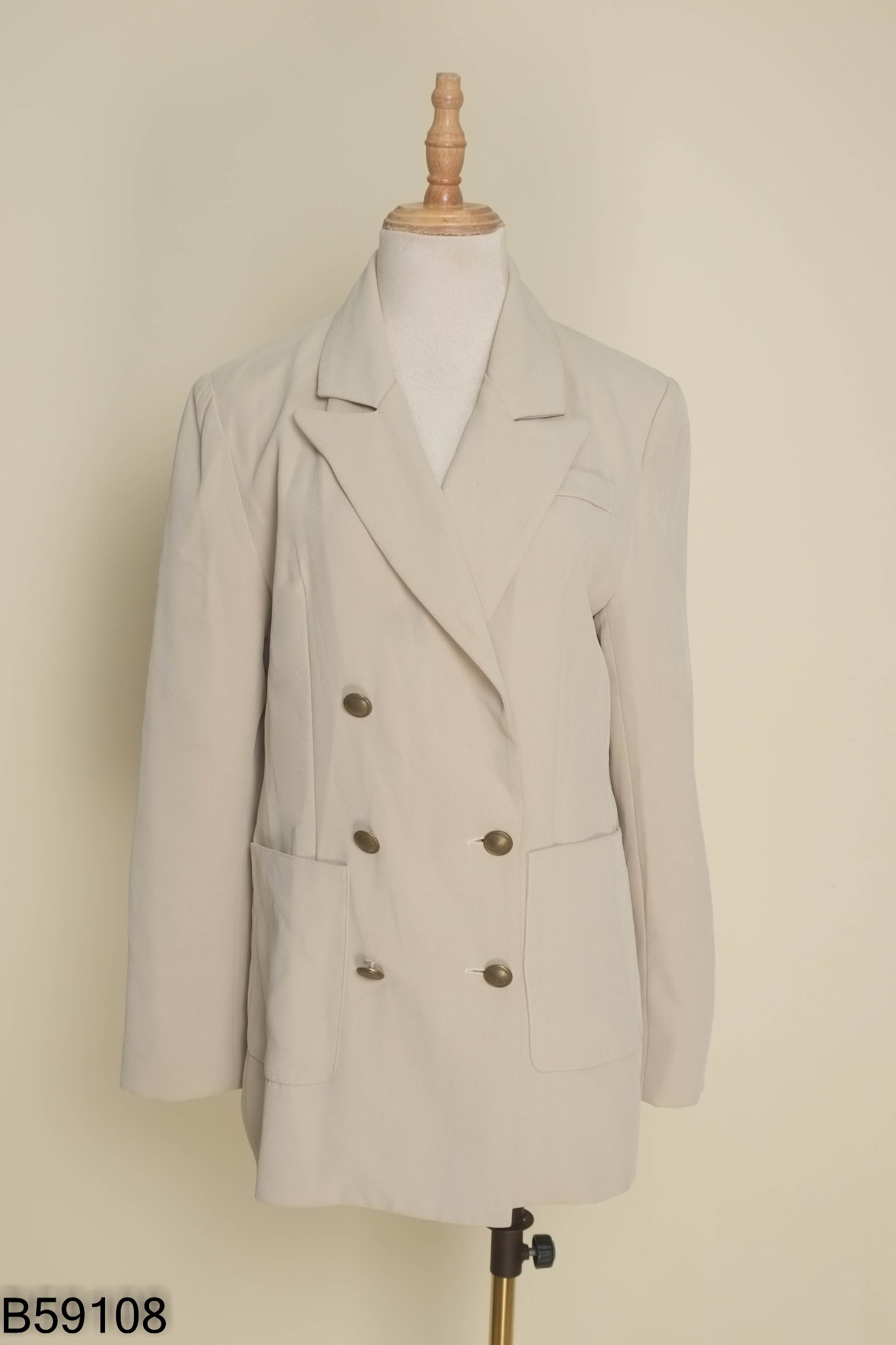 Áo blazer be cúc đồng