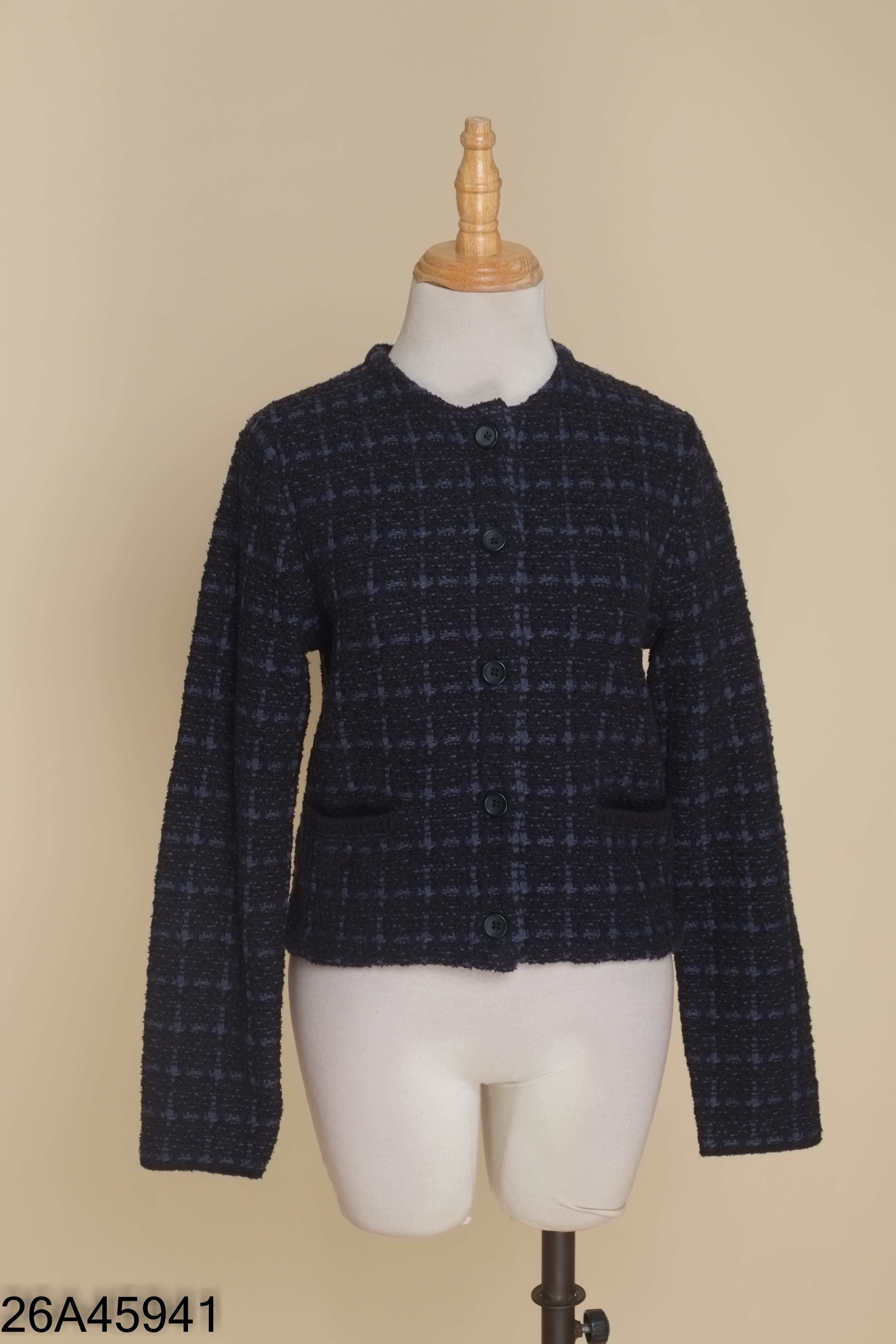 Áo cardigans UNIQLO xanh ke dáng ngắn