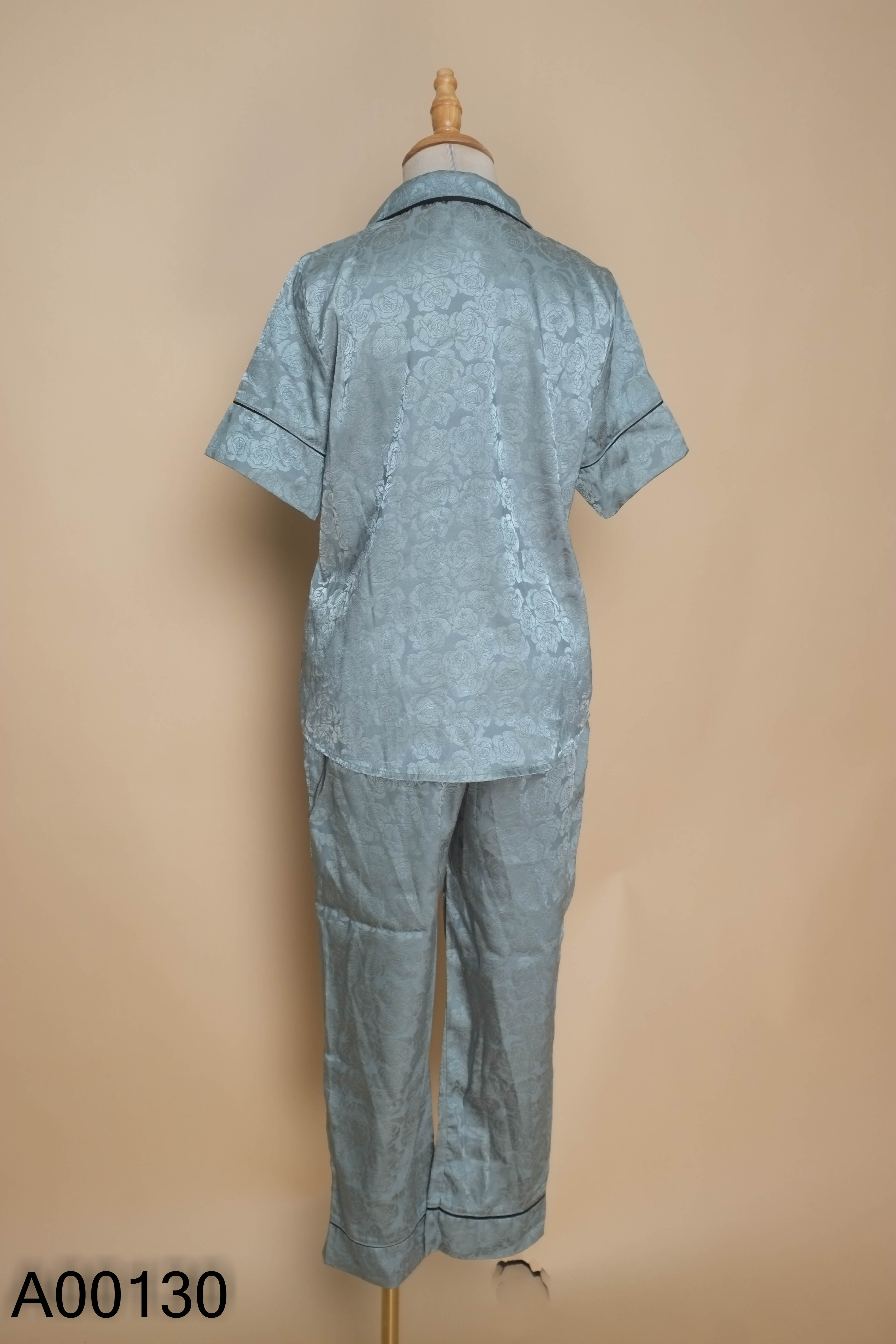 Set Pijama xanh viền đen + quần dài