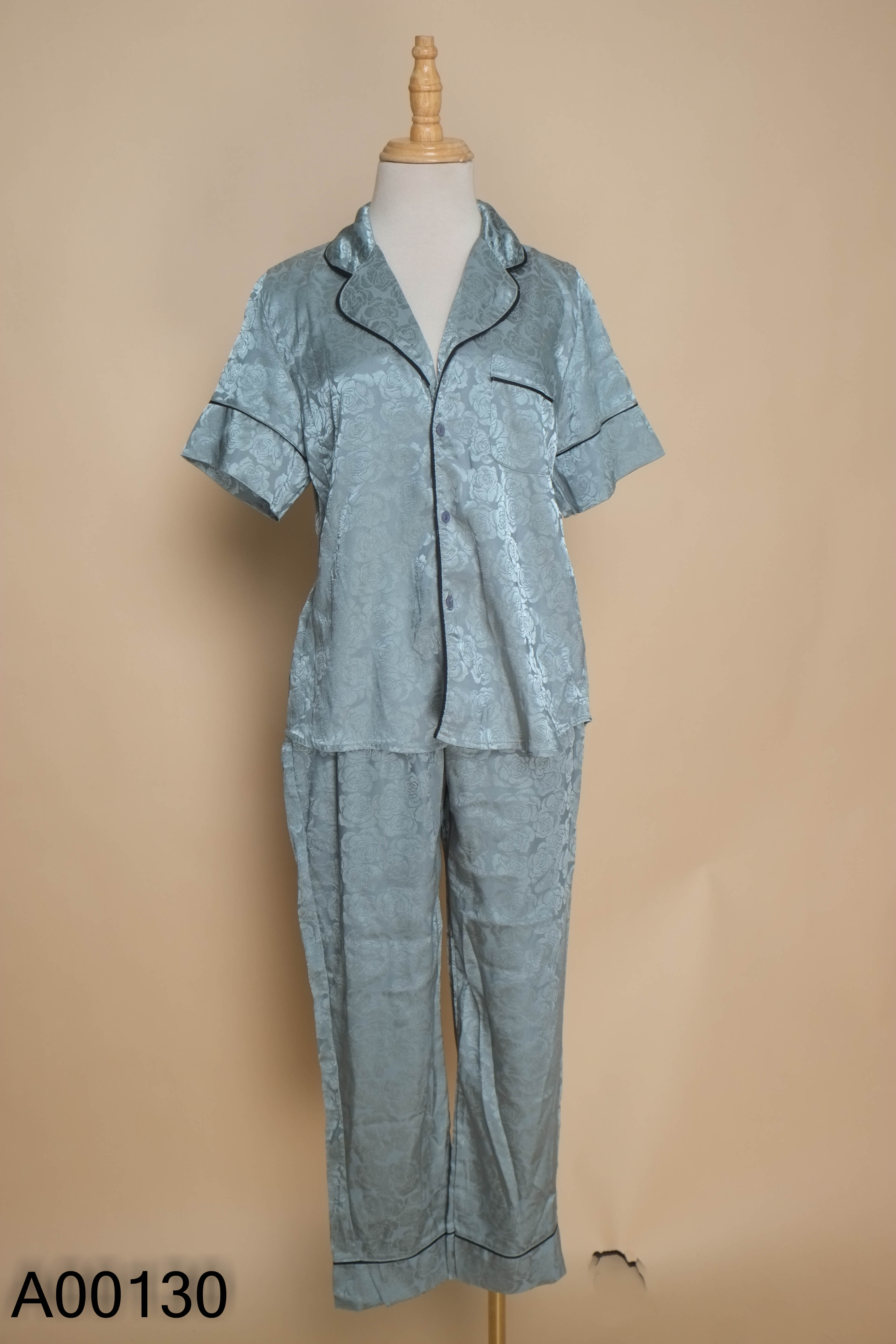 Set Pijama xanh viền đen + quần dài