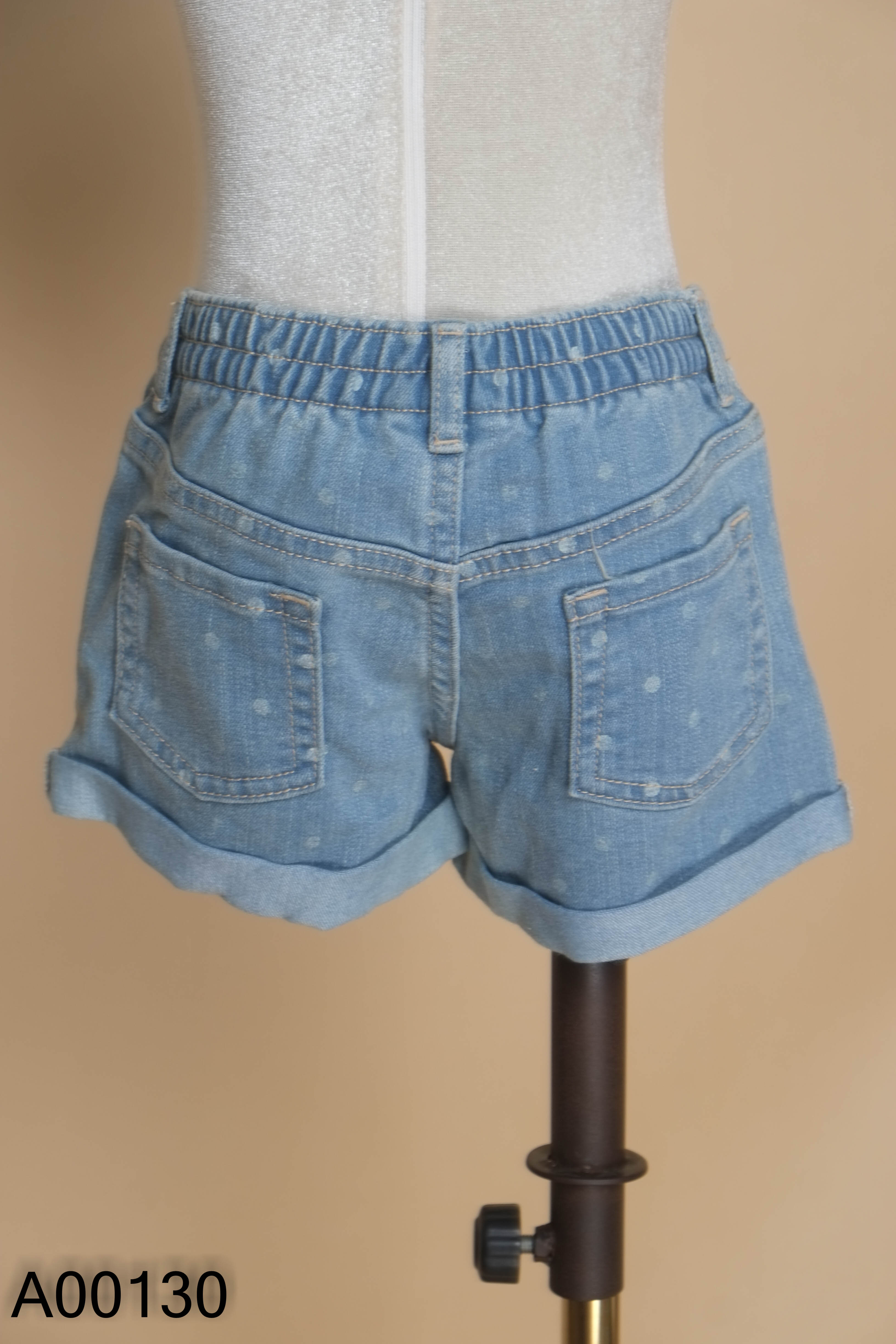 NEWTAG Quần shorts jeans xanh (SL: 2)