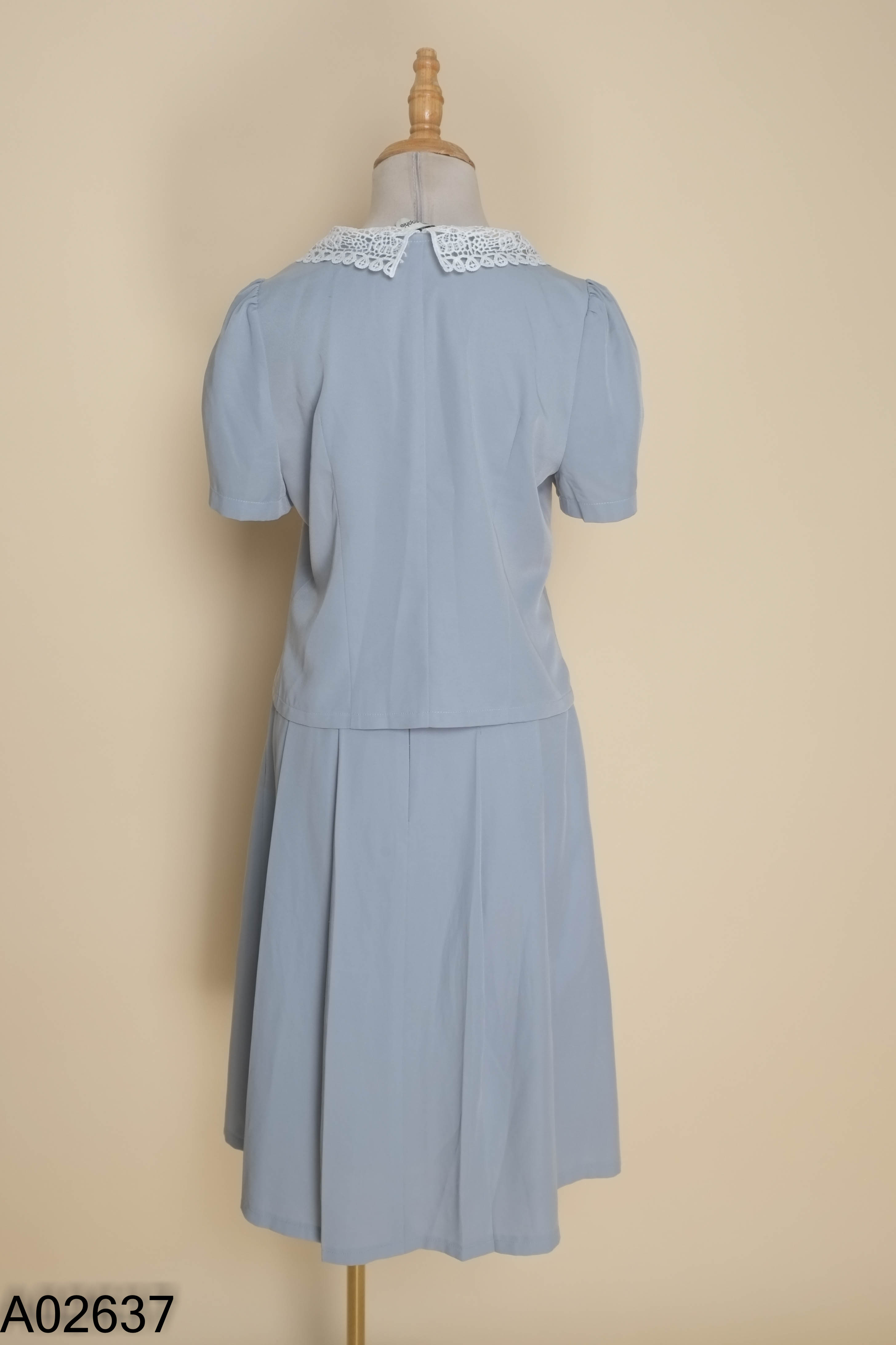 SET áo SOPHIE xanh cổ ren trắng+ chân váy