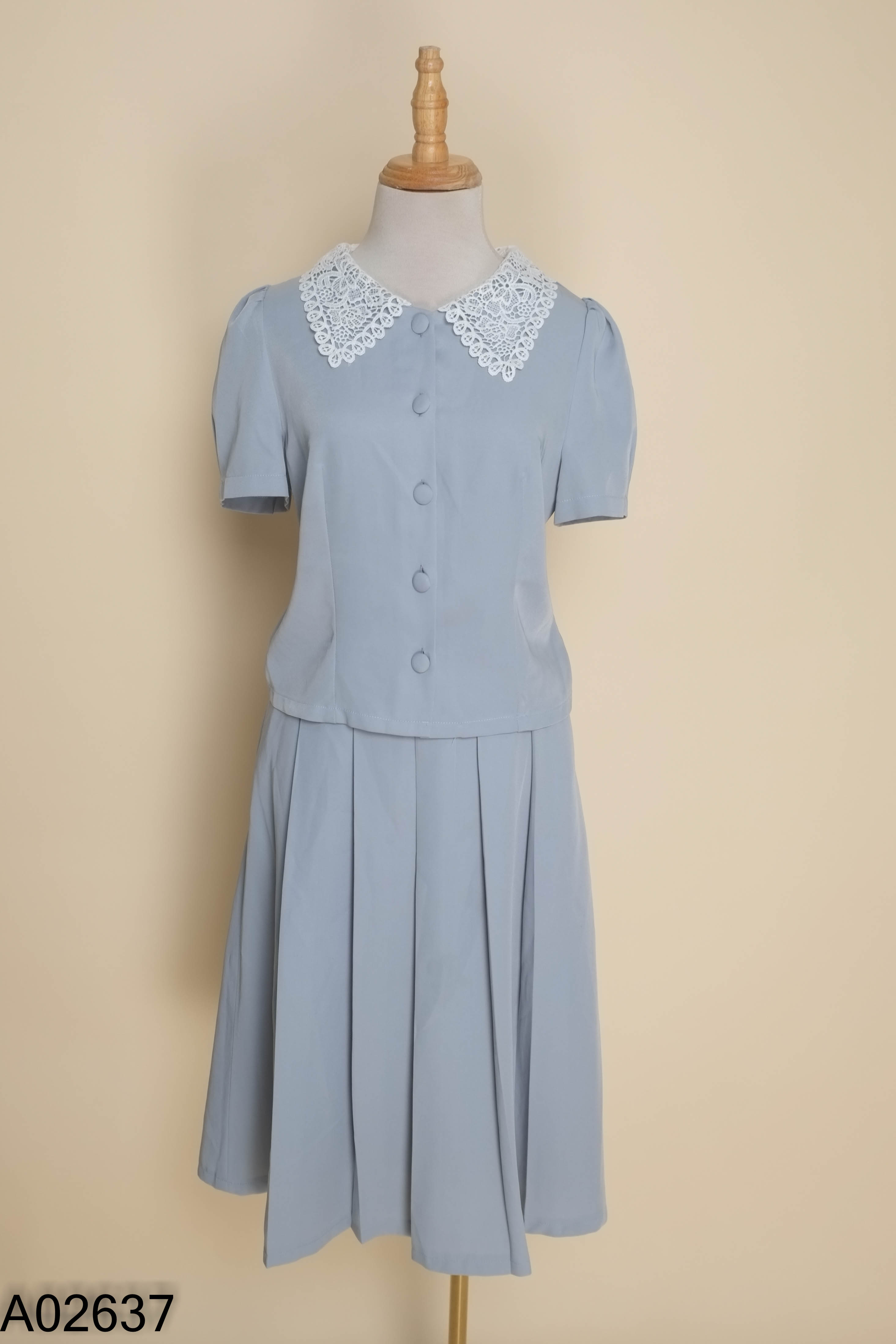 SET áo SOPHIE xanh cổ ren trắng+ chân váy