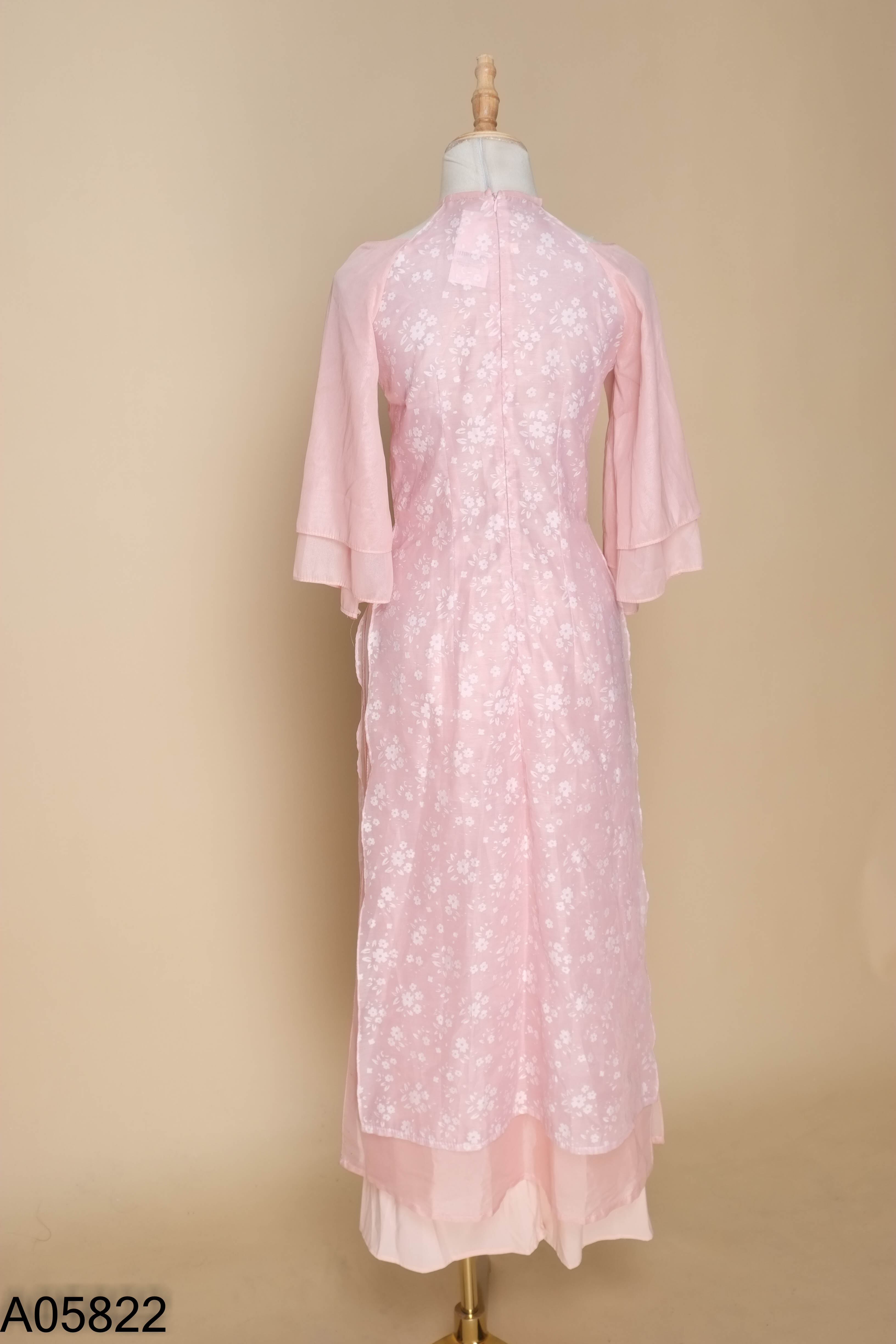 SET áo dài hồng hoa nhí+ trắng