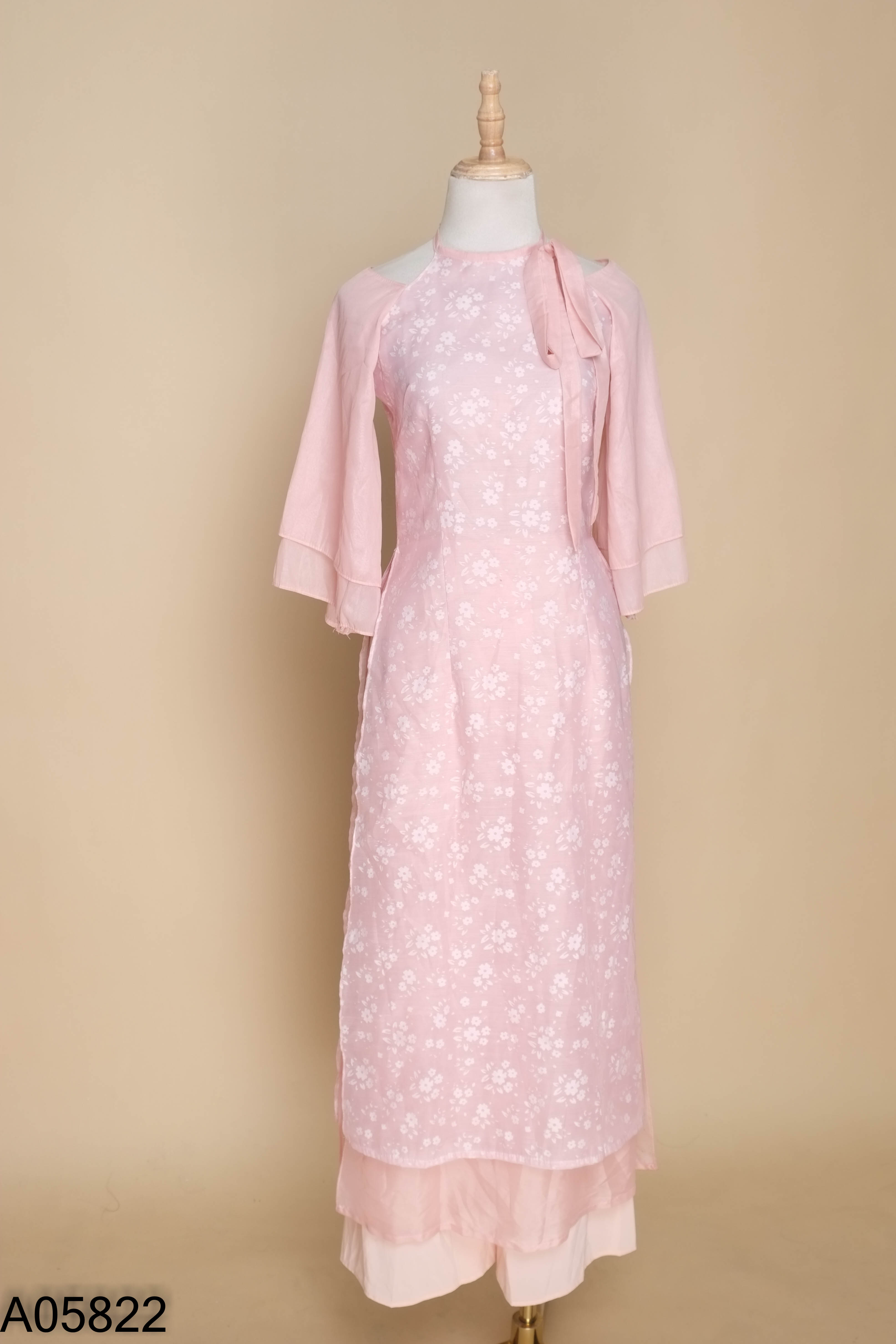 SET áo dài hồng hoa nhí+ trắng