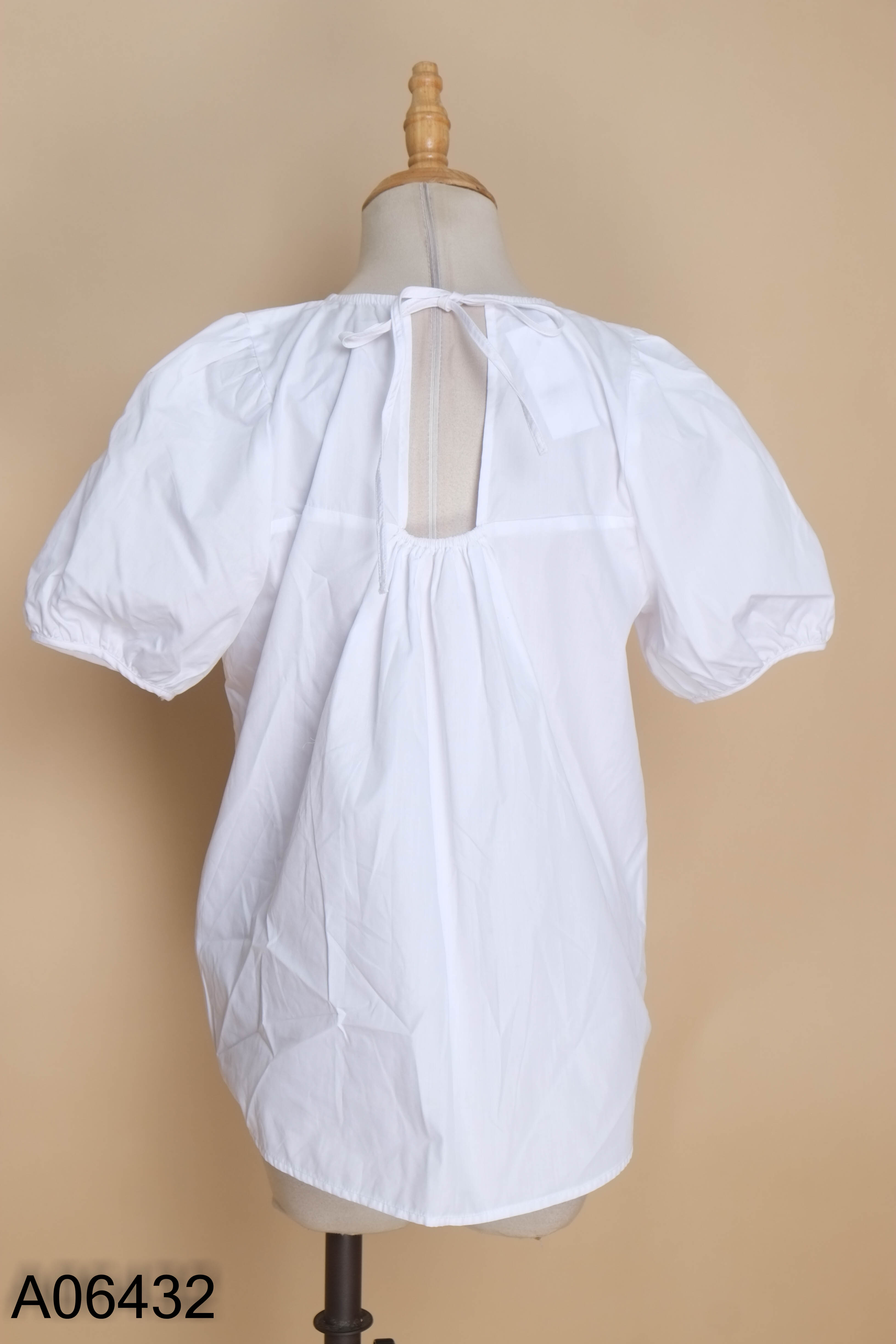 Áo babydoll trắng COSO