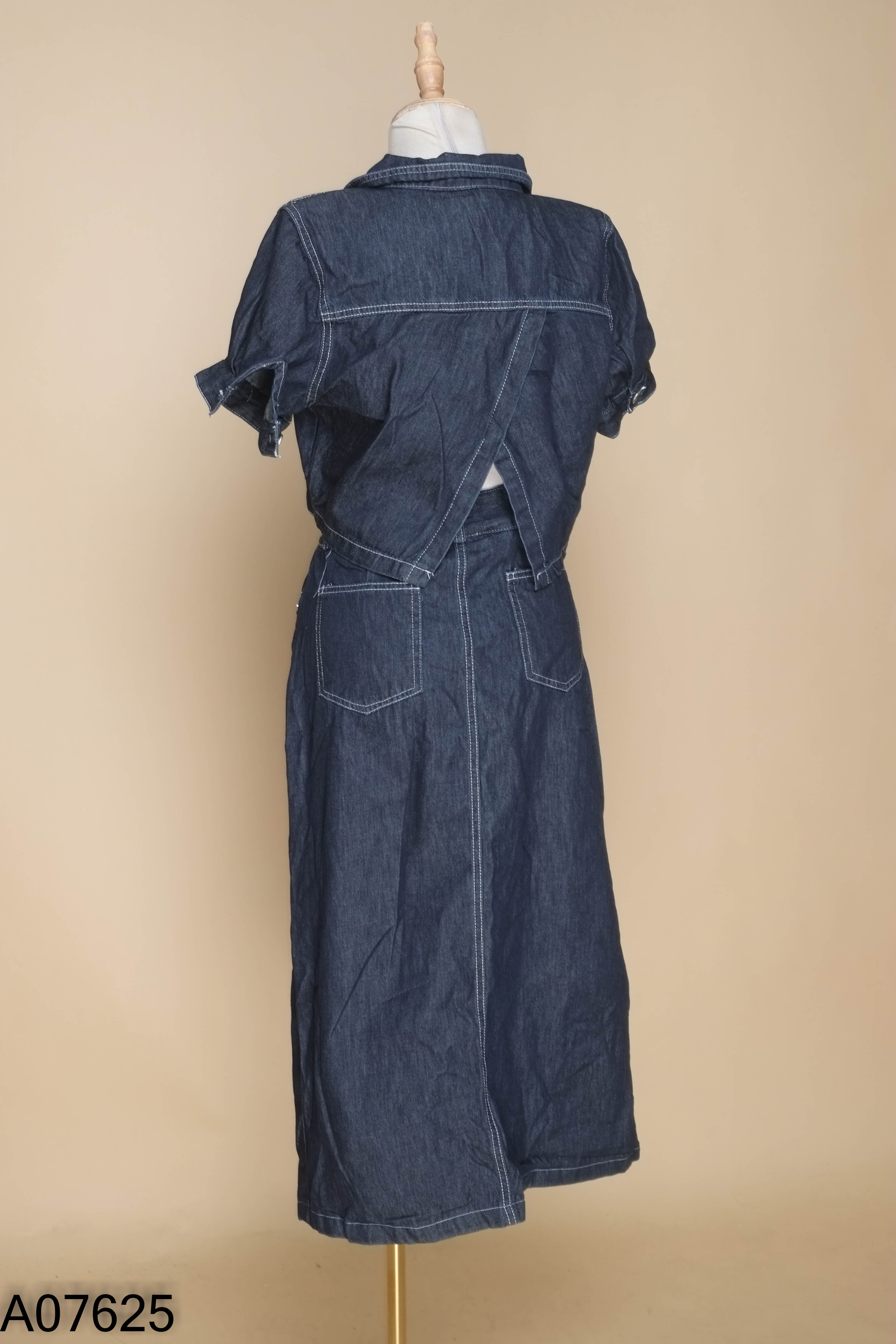 Set jeans xanh áo cổ sơ mi + chân váy