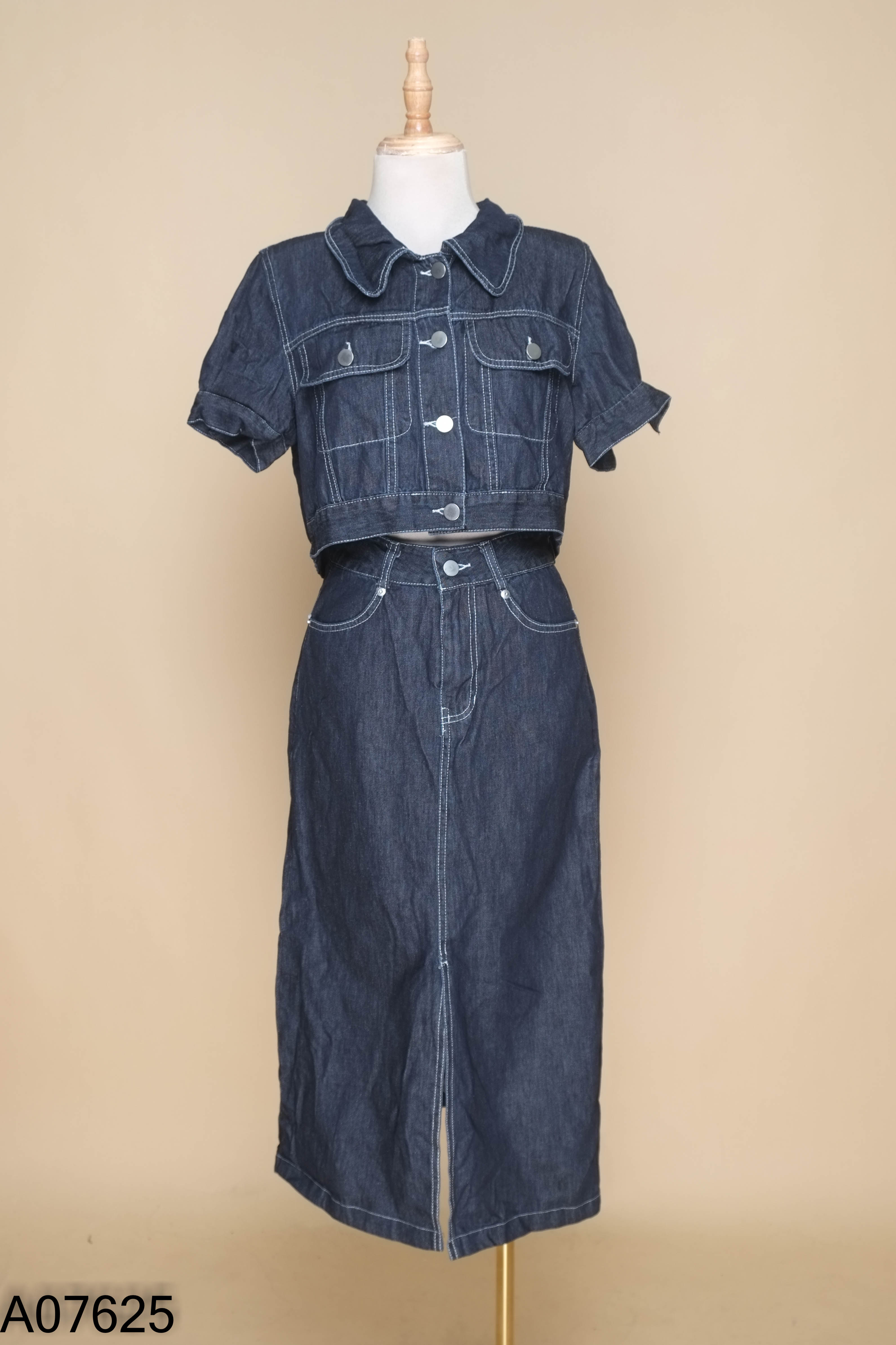 Set jeans xanh áo cổ sơ mi + chân váy