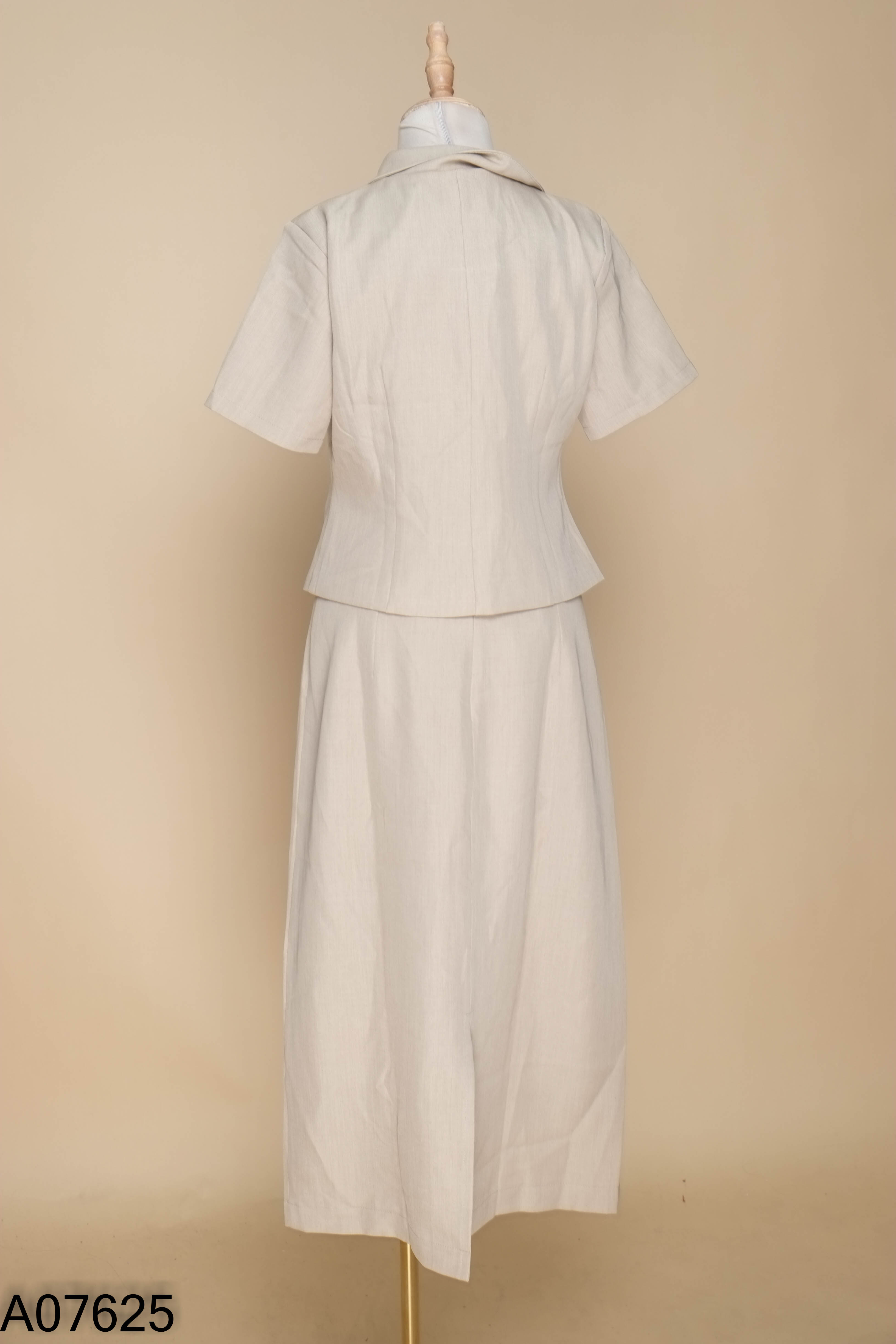 NEWTAG Set be áo kiểu + chân váy