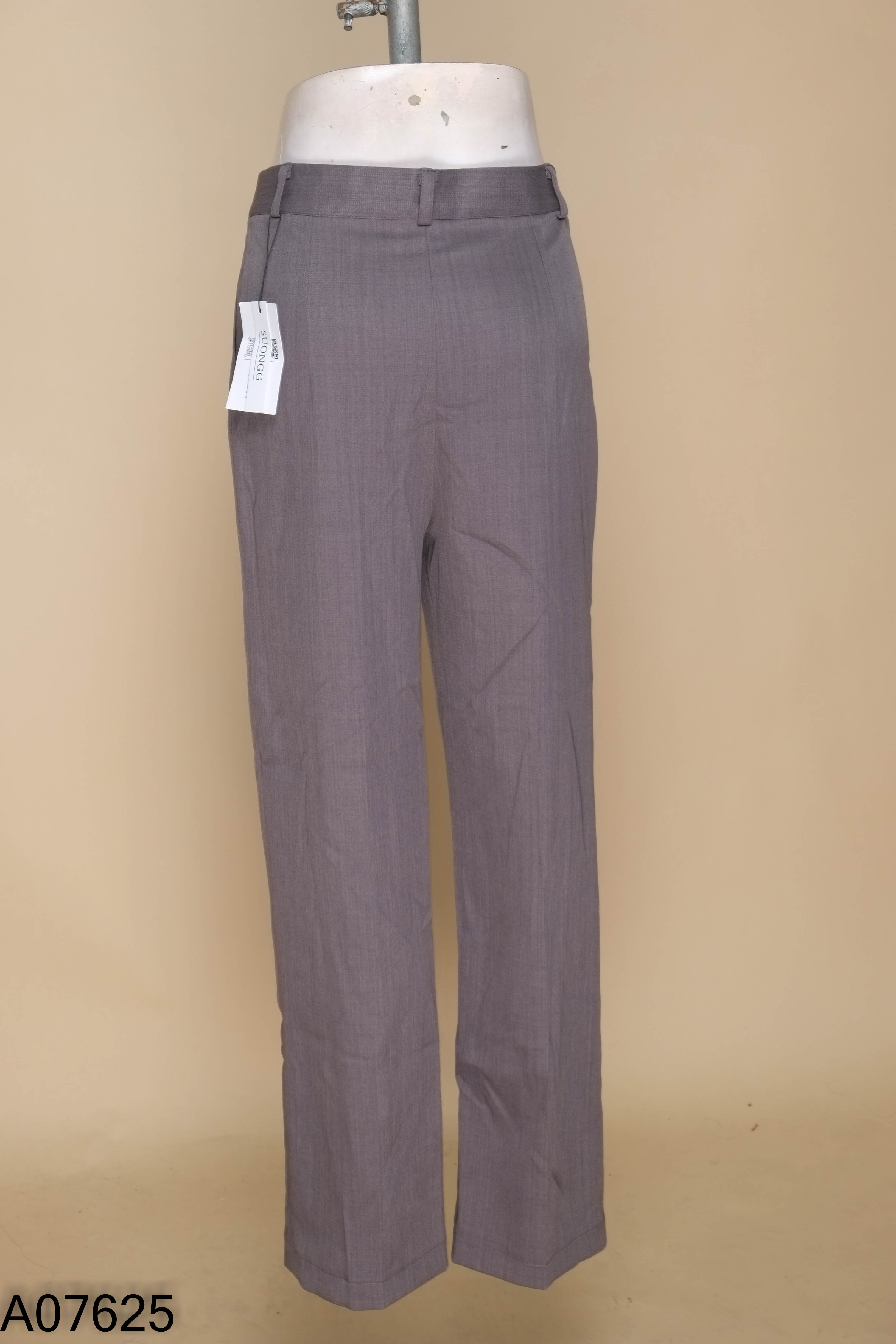 NEWTAG Quần SUONGG culottes vải xám