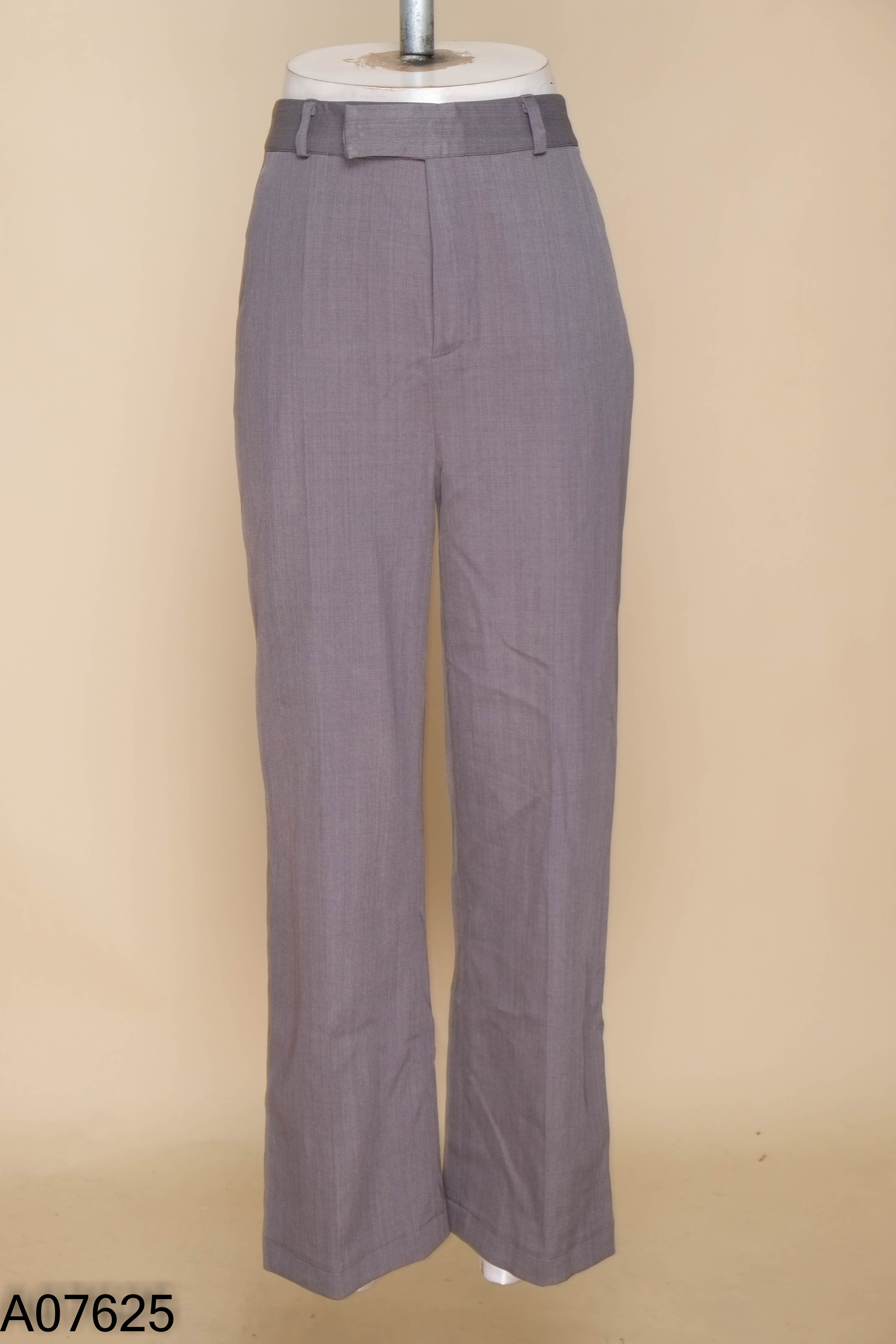 NEWTAG Quần SUONGG culottes vải xám