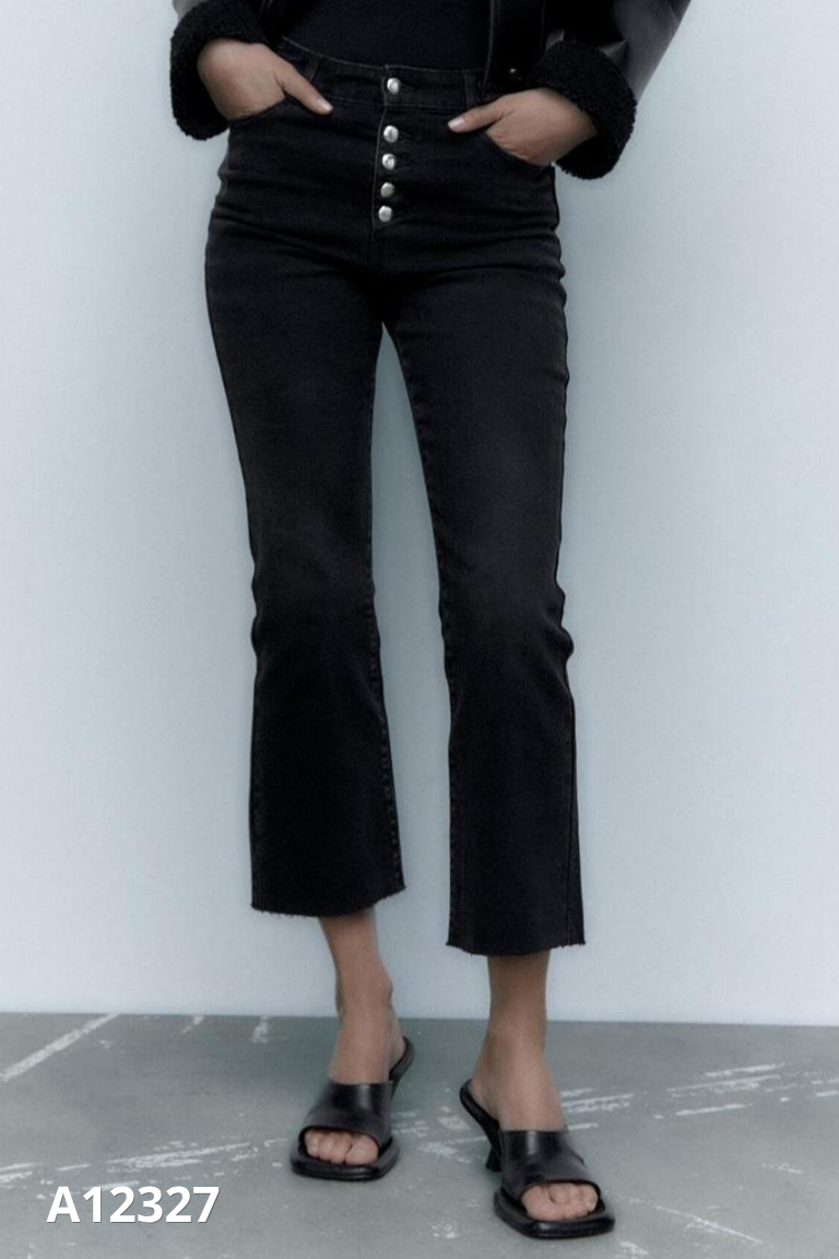 Quần jeans ZARA xám dáng loe