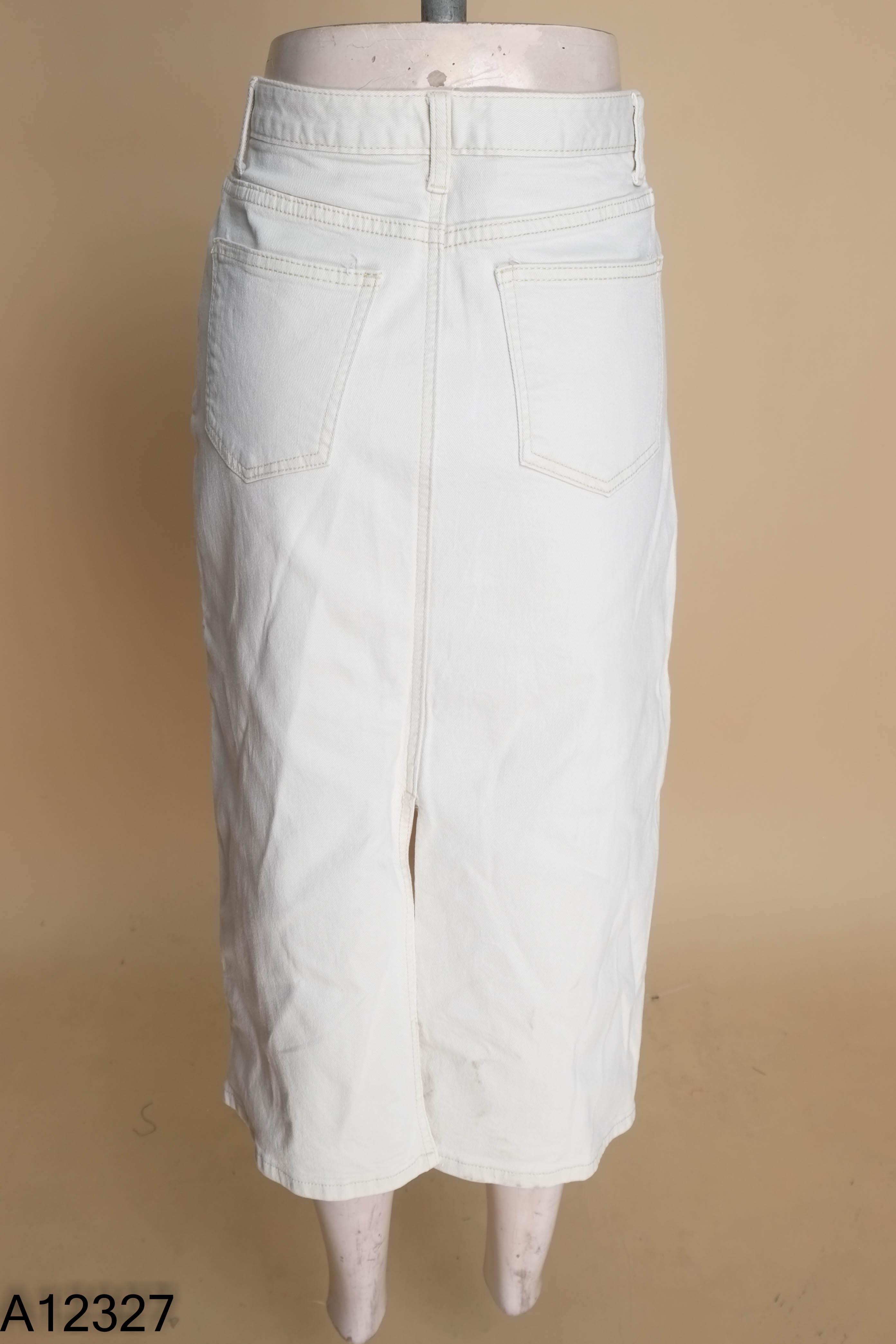 Chân váy jeans be trơn