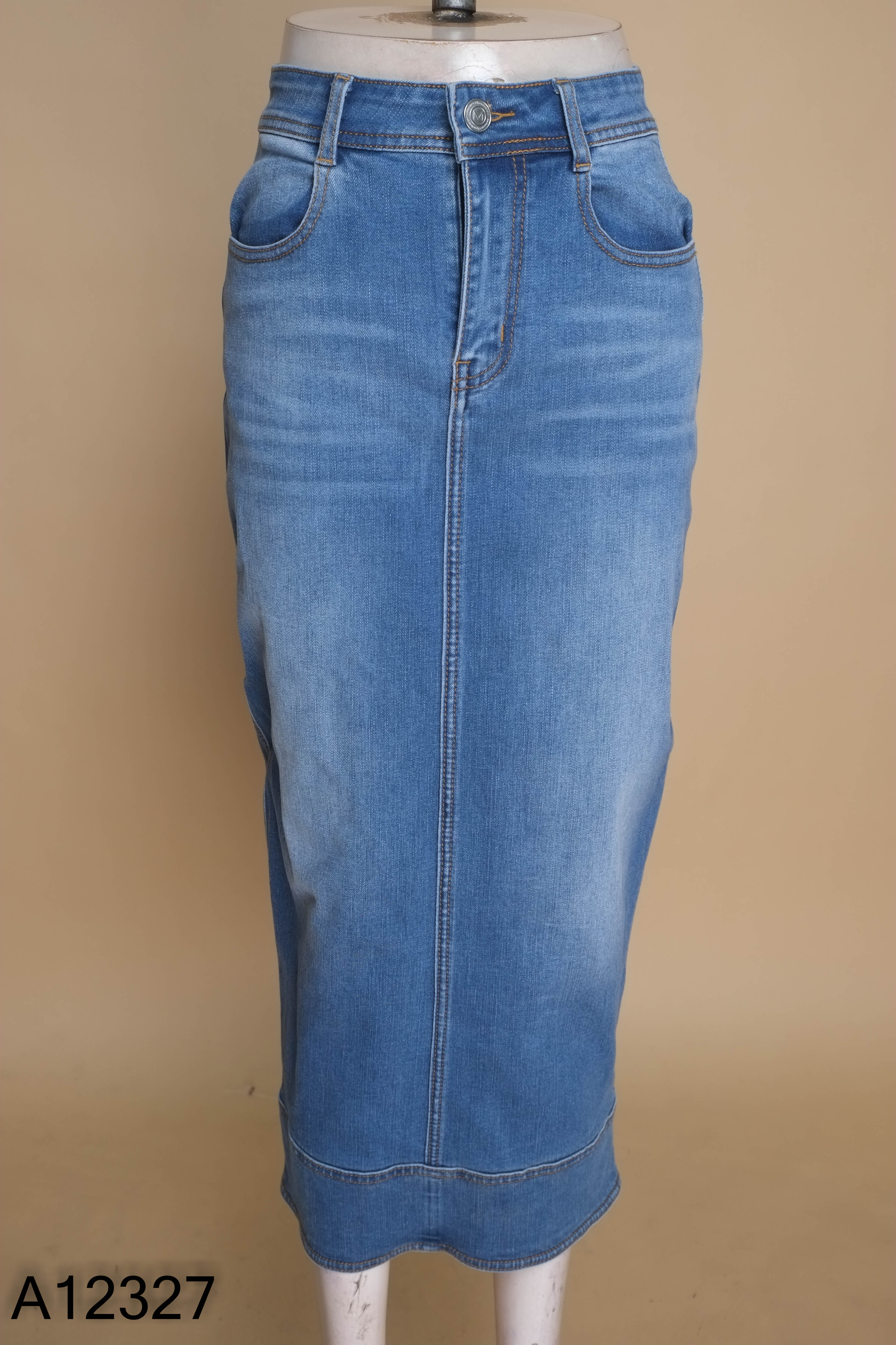 Chân váy THE MAVEN jeans xanh trơn
