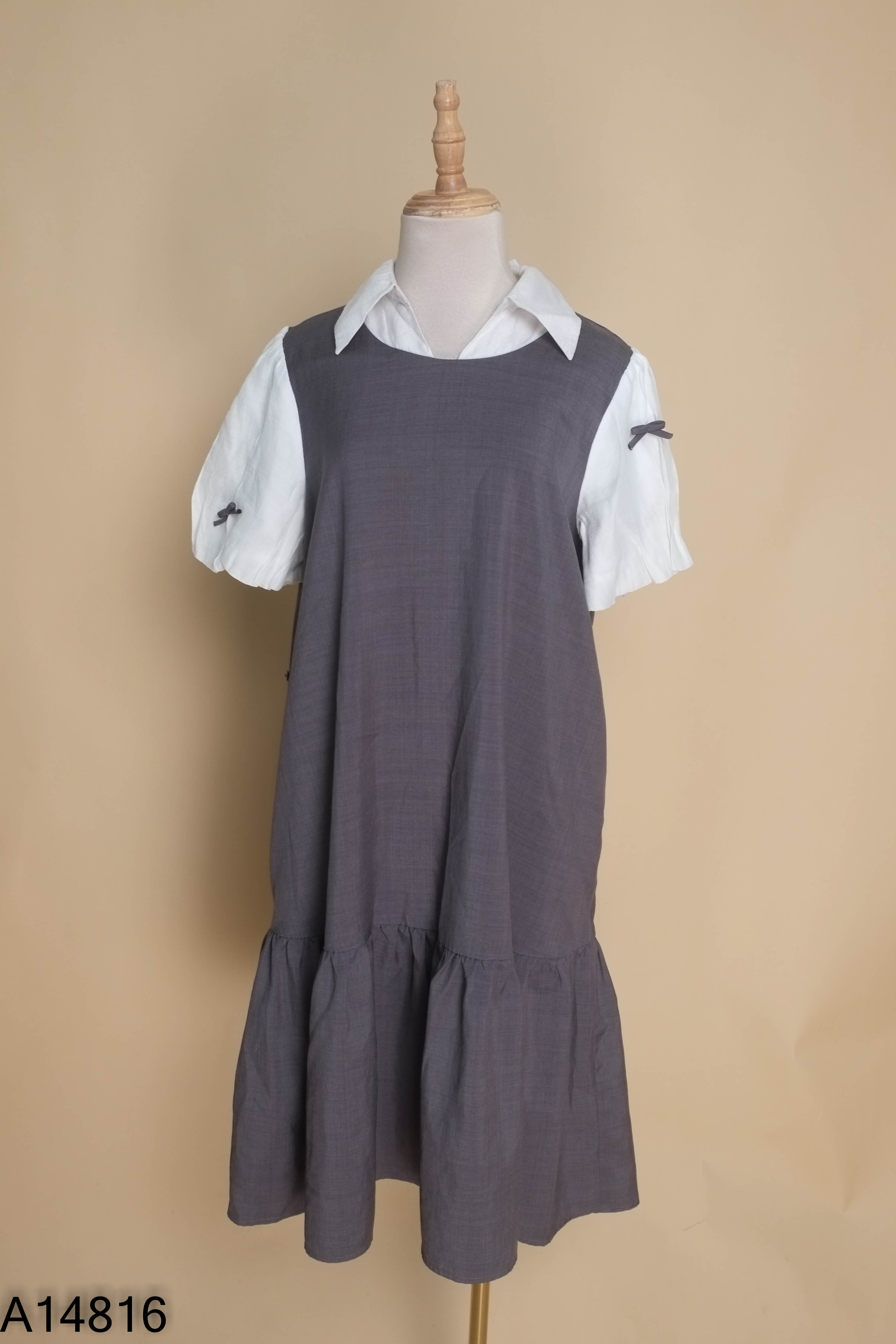 Váy JOAMOM xám phối trắng