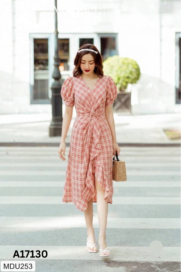 Váy GIIAN be kẻ caro đỏ