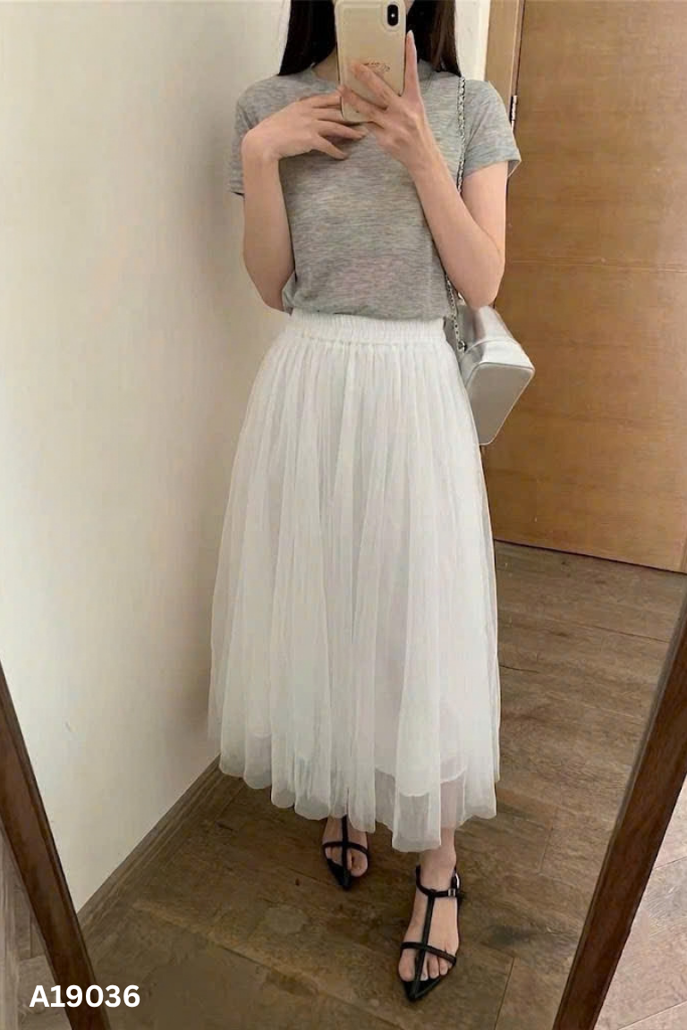 Chân váy lưới trắng
