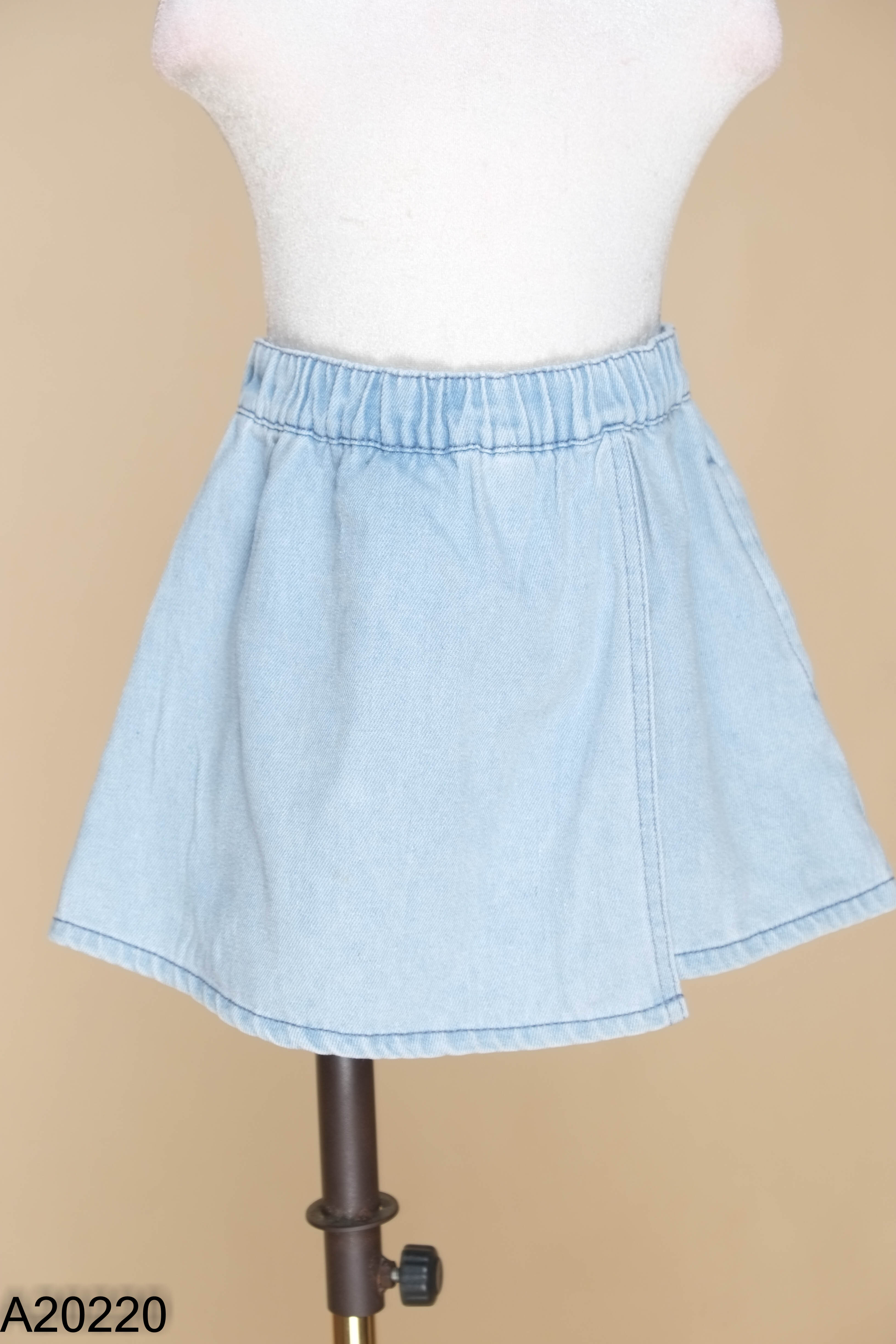 Quần short giả váy jeans xanh KIDS
