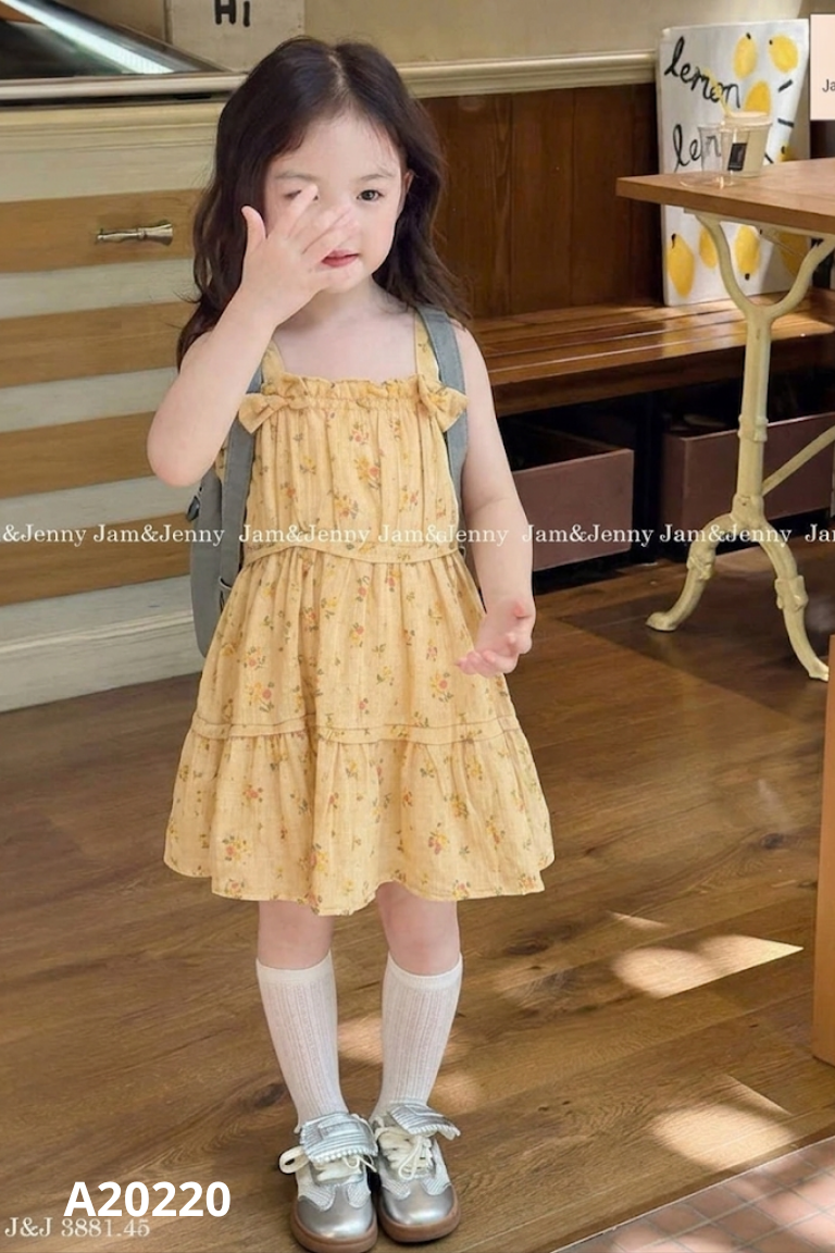 Váy babydoll vàng hai dây họa tiết KIDS