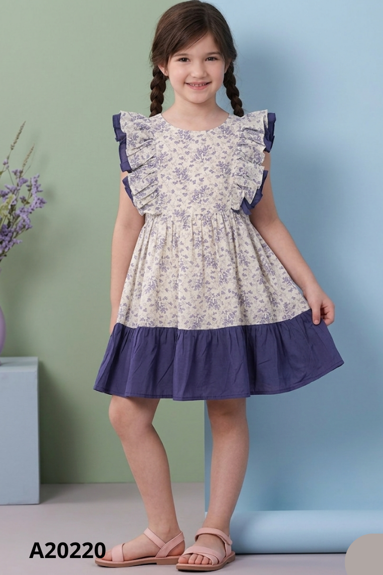 Váy babydoll trắng họa tiết xanh KIDS