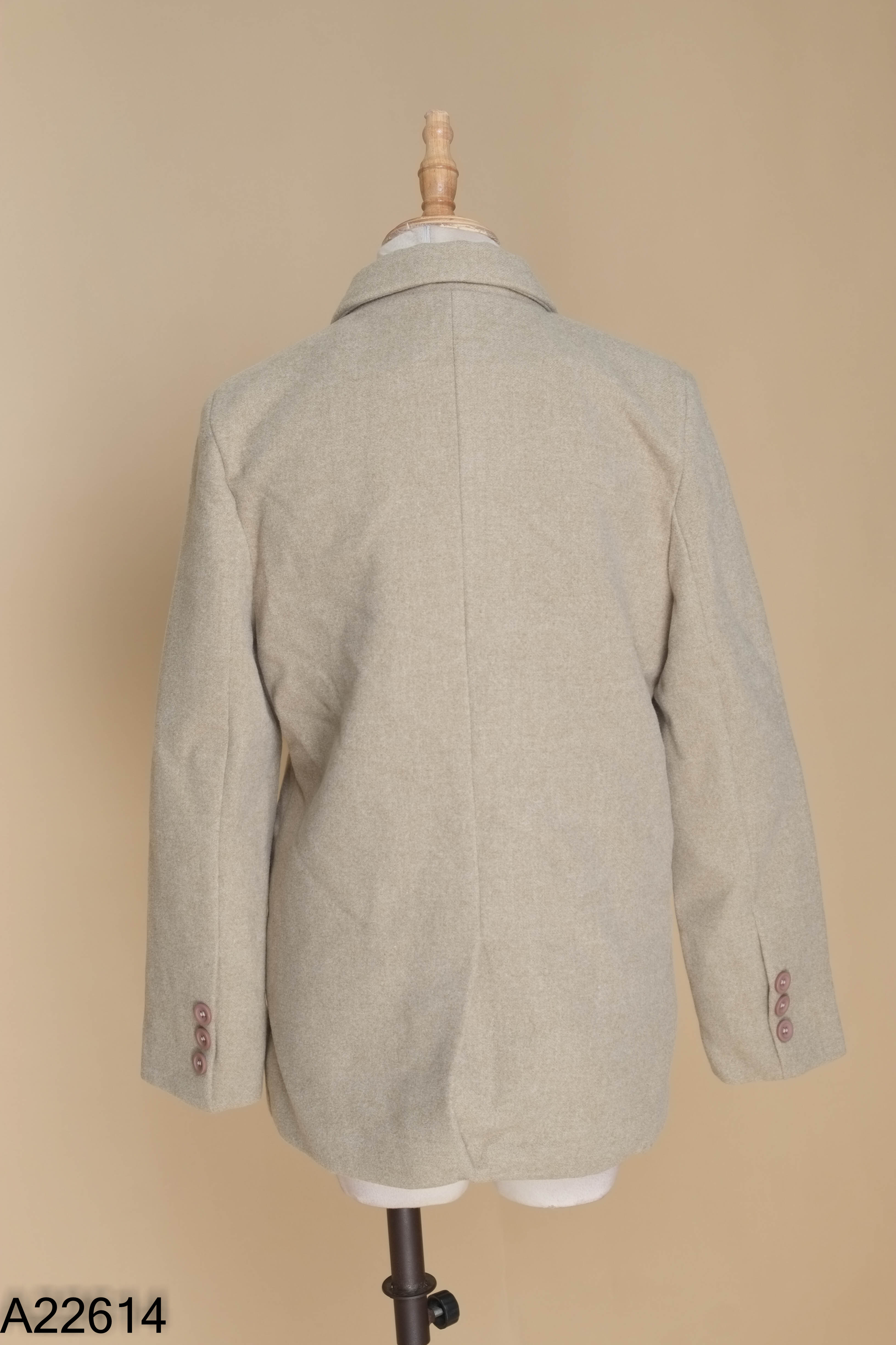 Áo blazer dạ xanh be