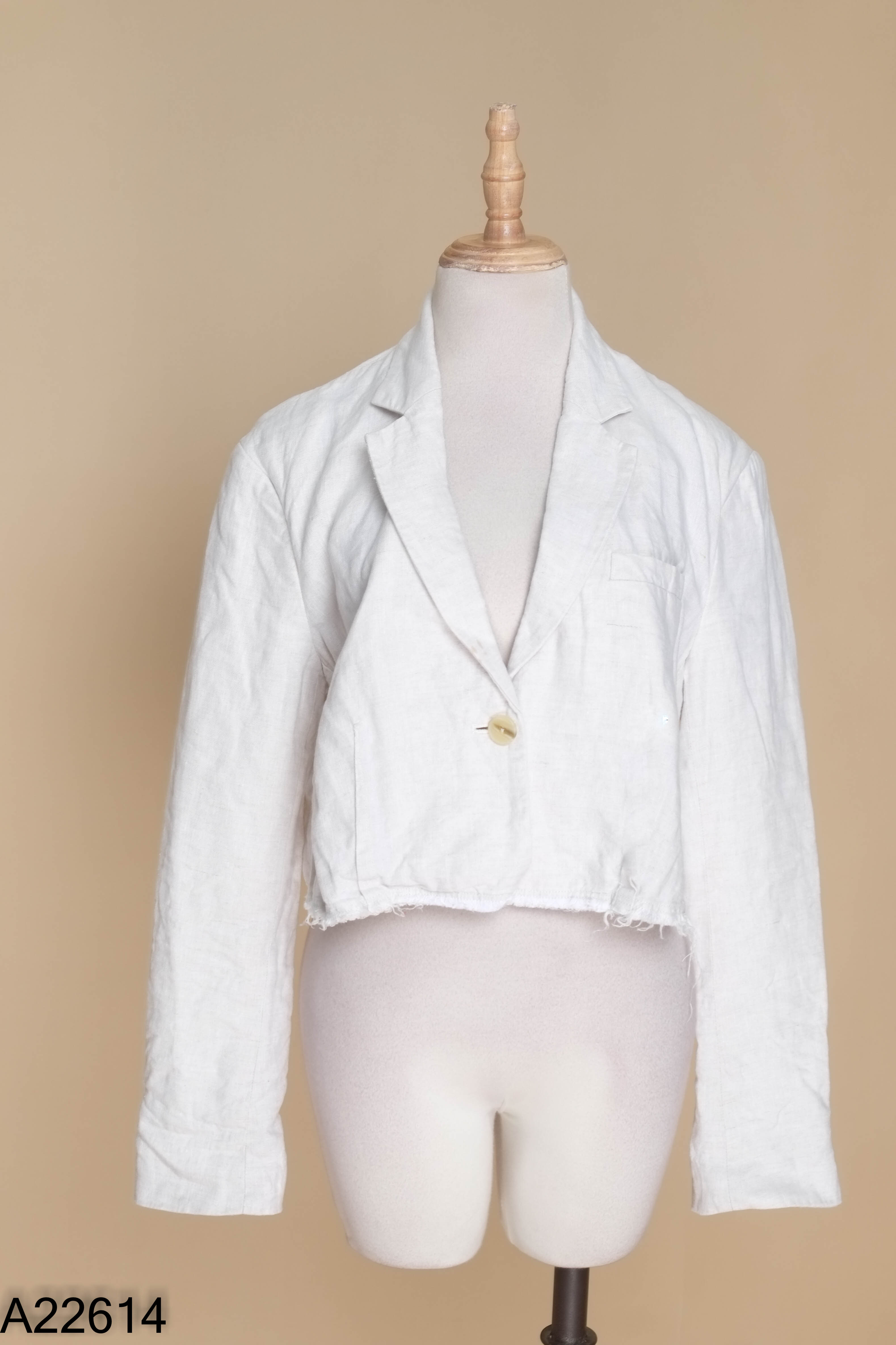 Áo linen ROUTINE be dáng ngắn