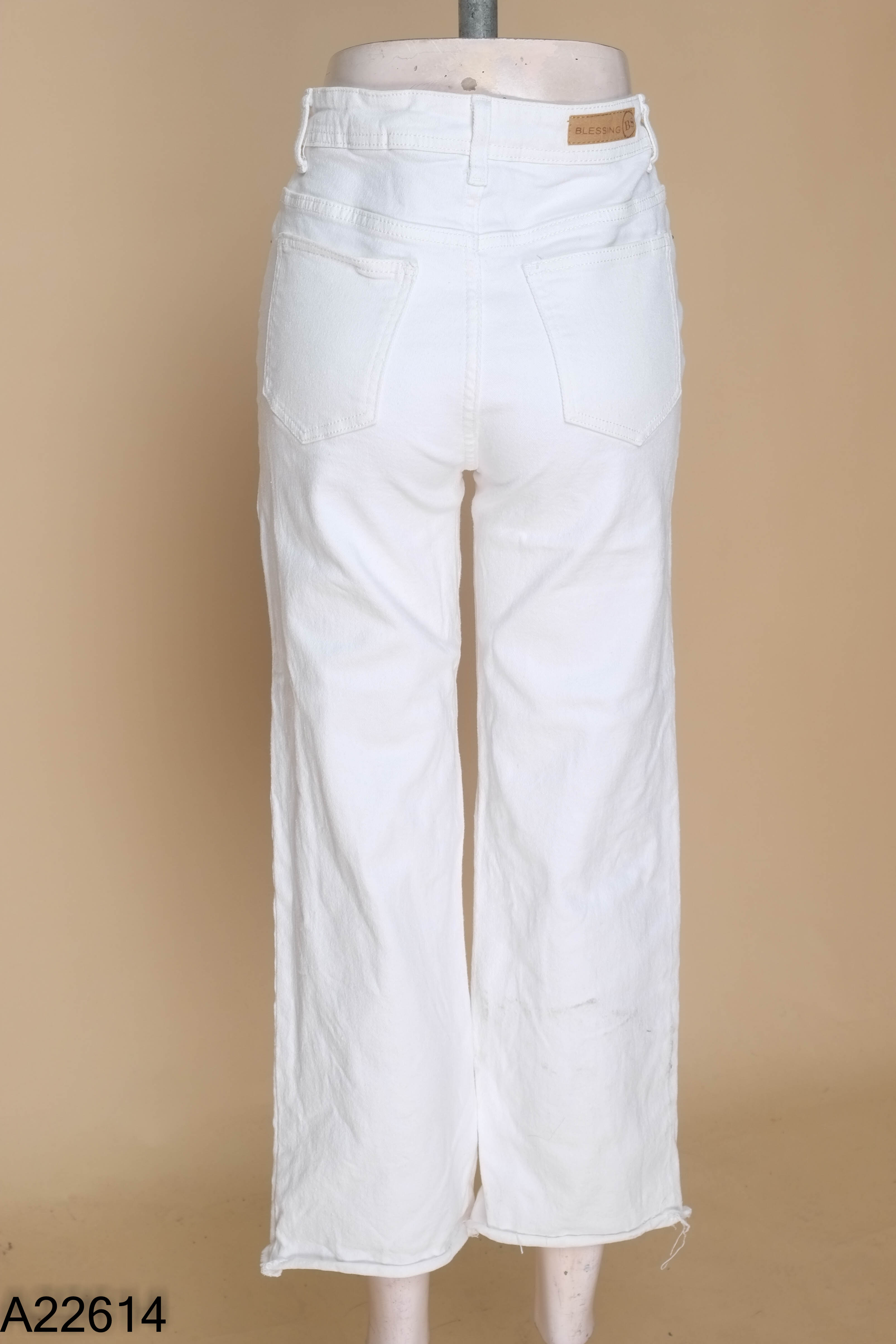 Quần jeans trắng trơn