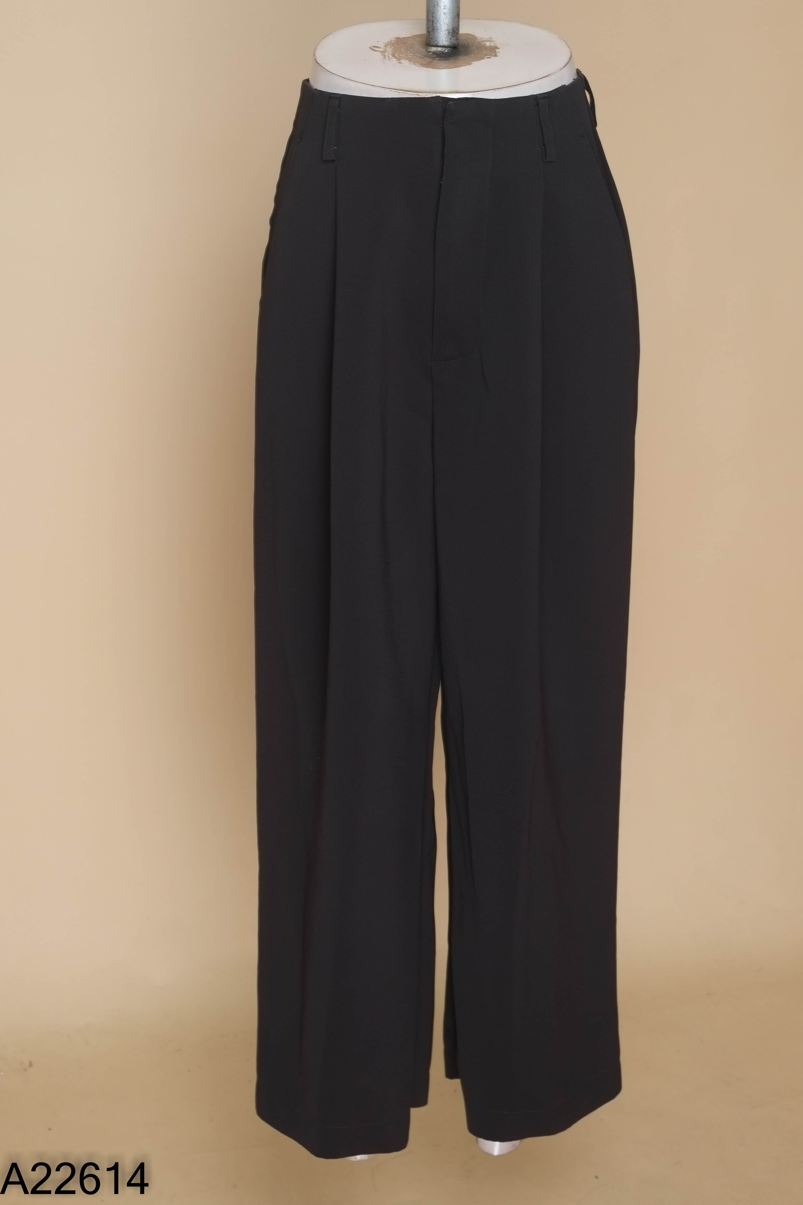 Quần suông LA BOUTIQUE đen trơn