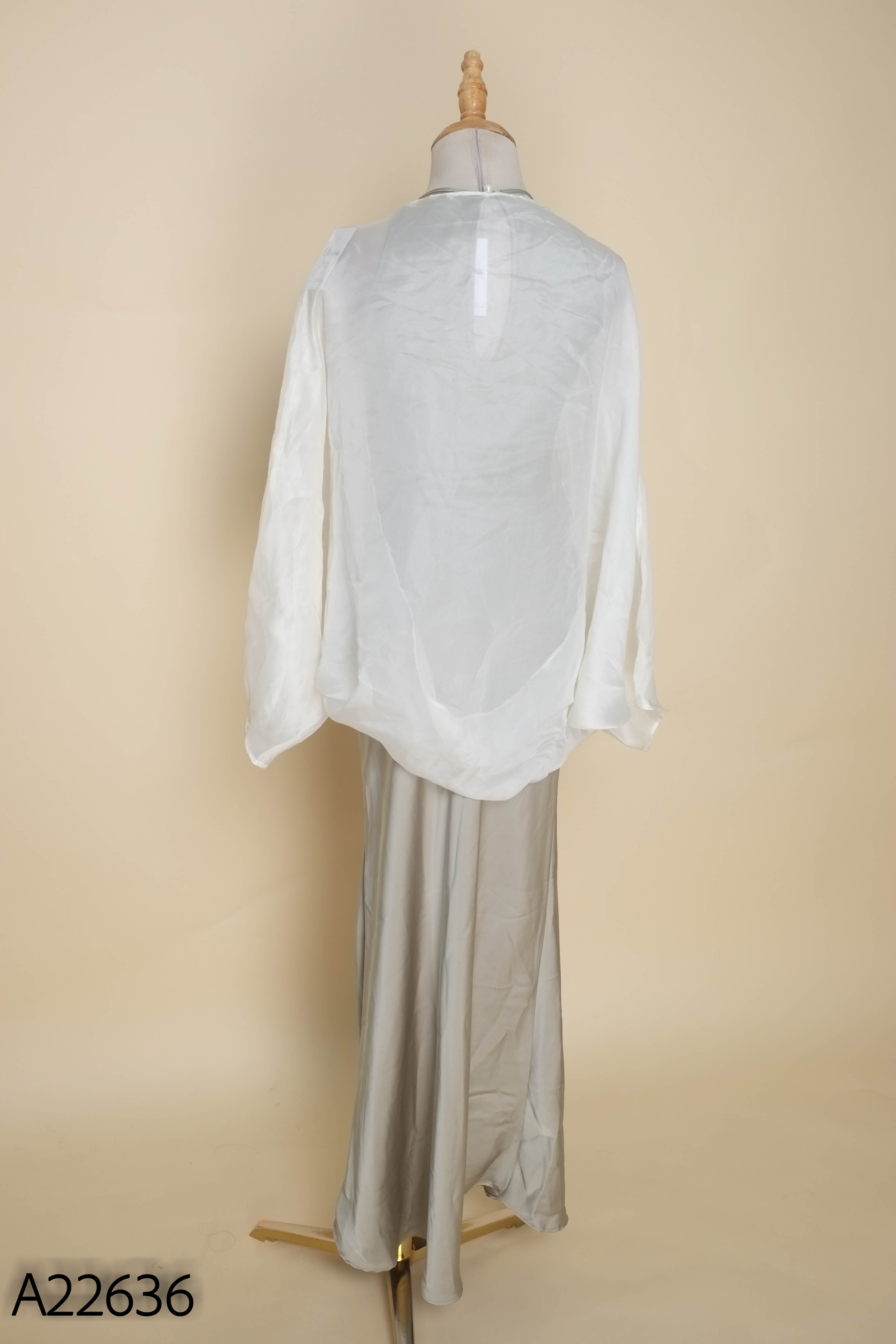 Set lụa xanh LYC FASH+choàng voan