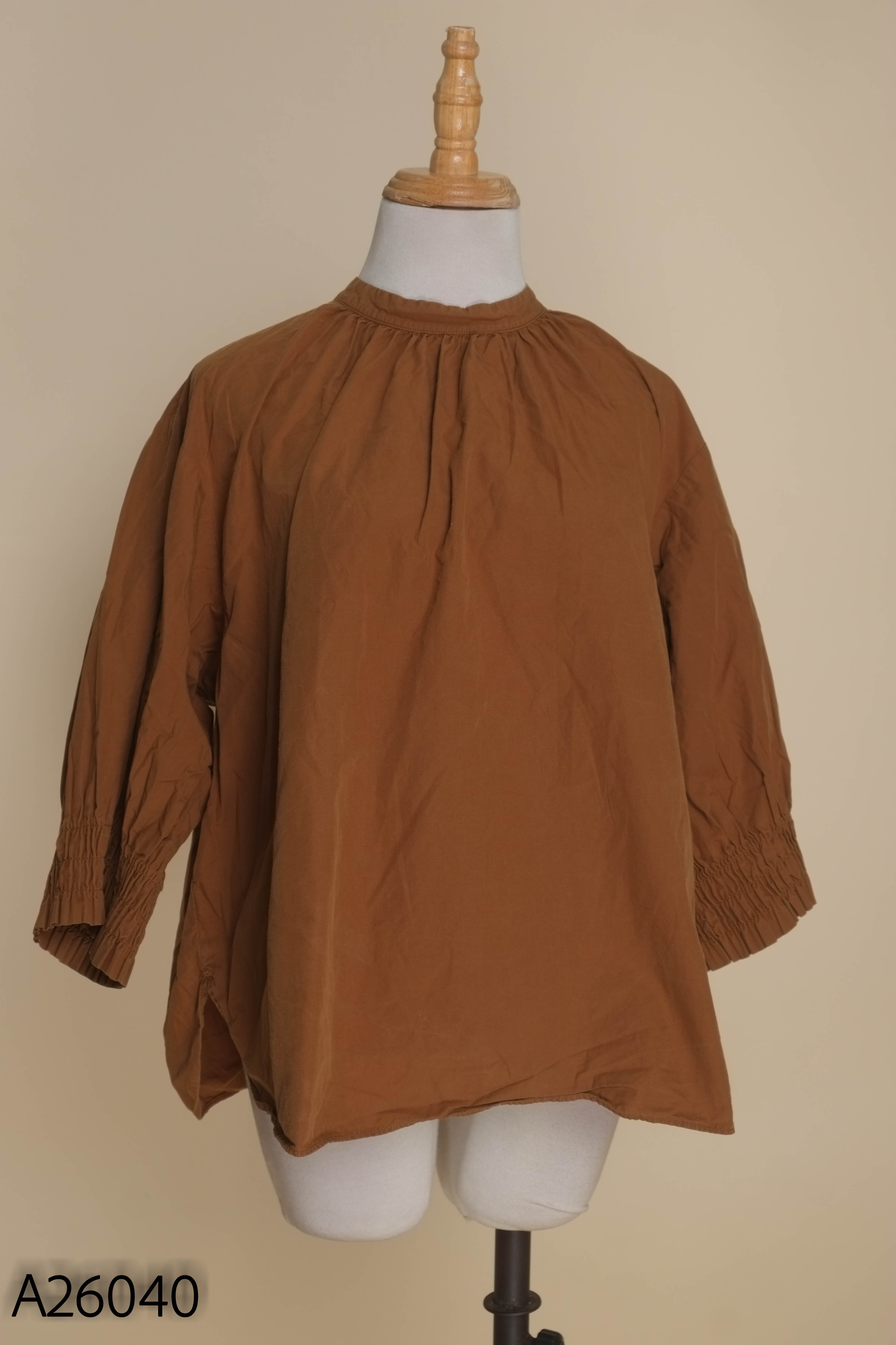 Áo babydoll nâu UNIQLO