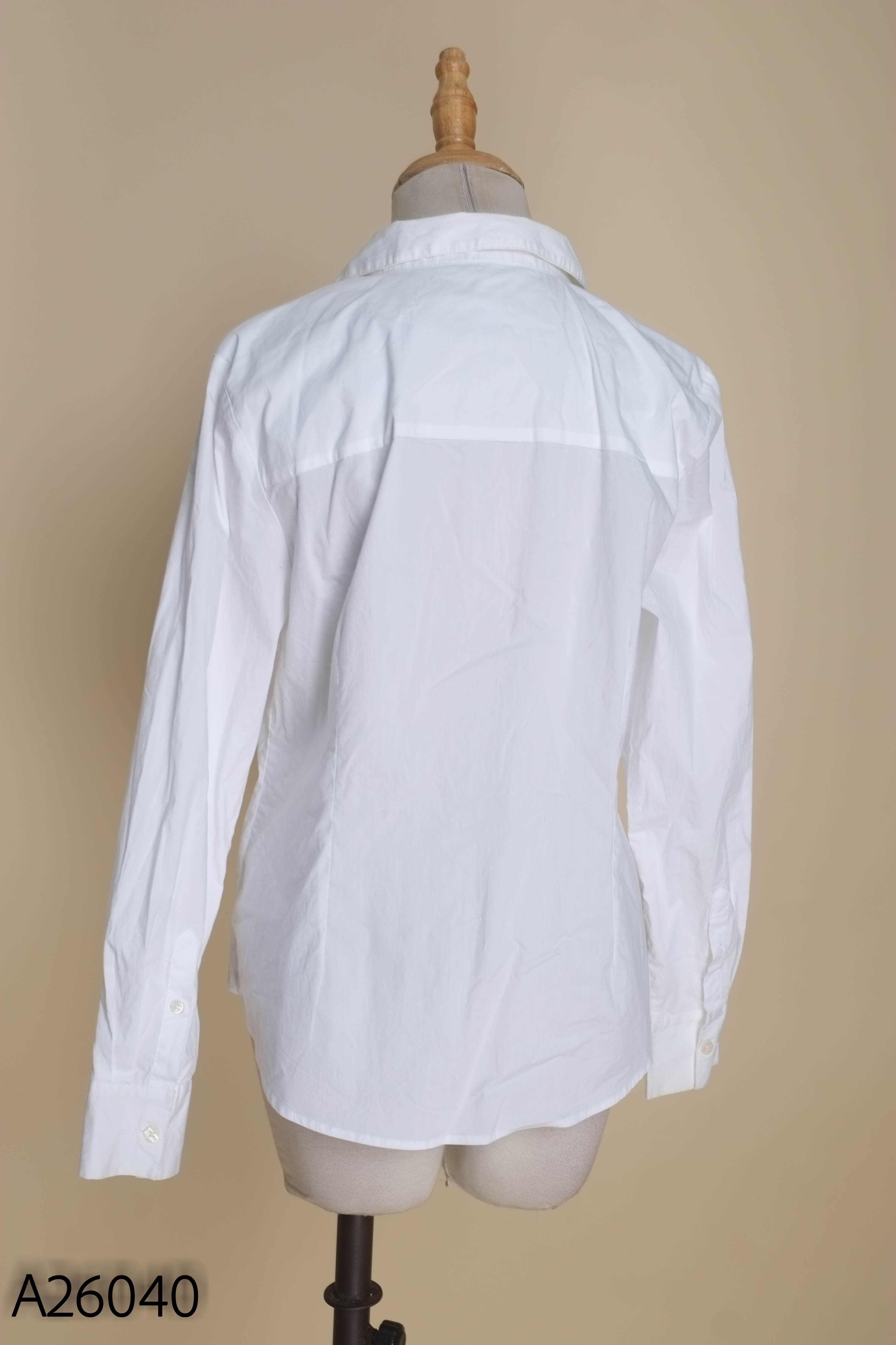 Áo sơ mi trắng H&M trơn