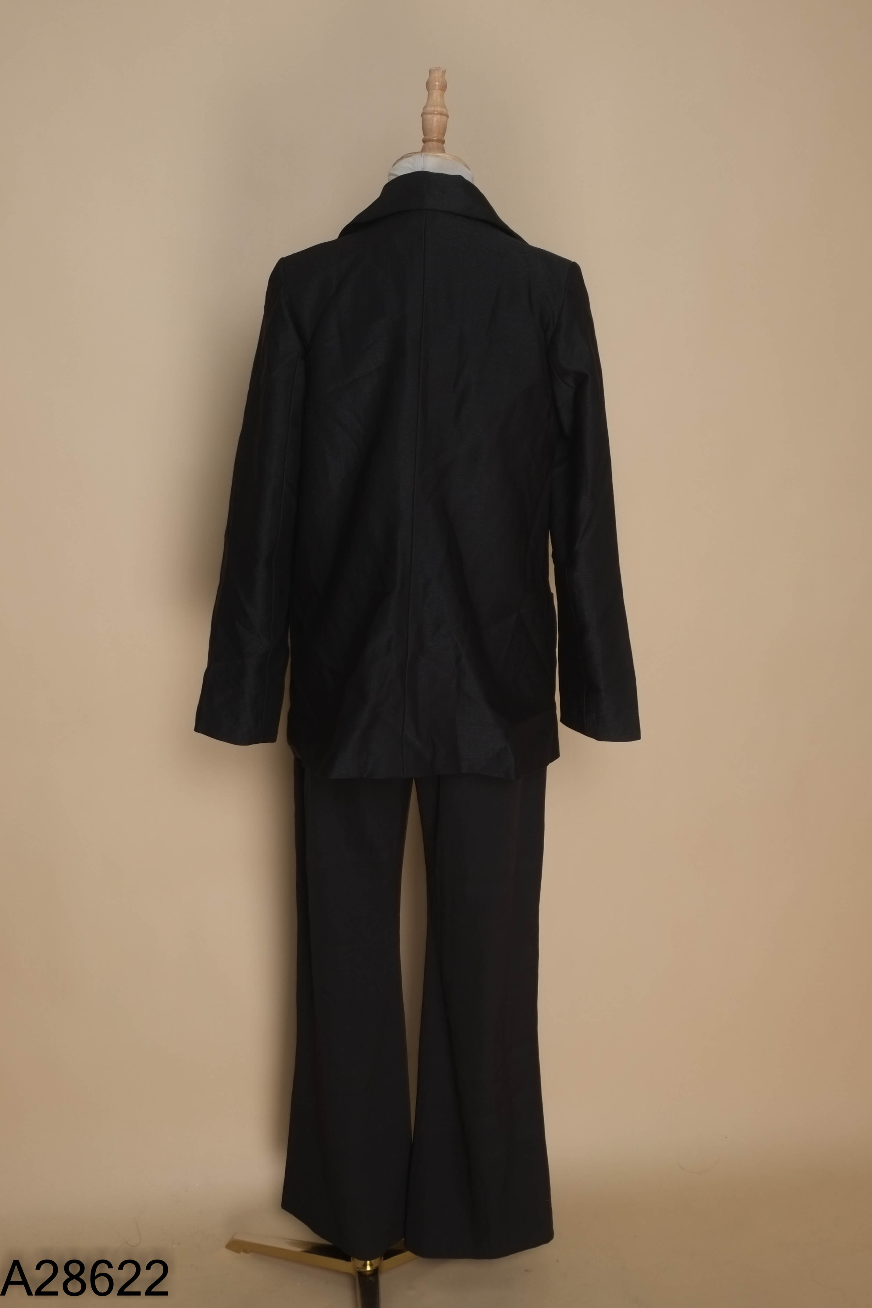NEWTAG Set 3 Áo blazer BEE WOOD COSTUME đen + áo gile + quần dai