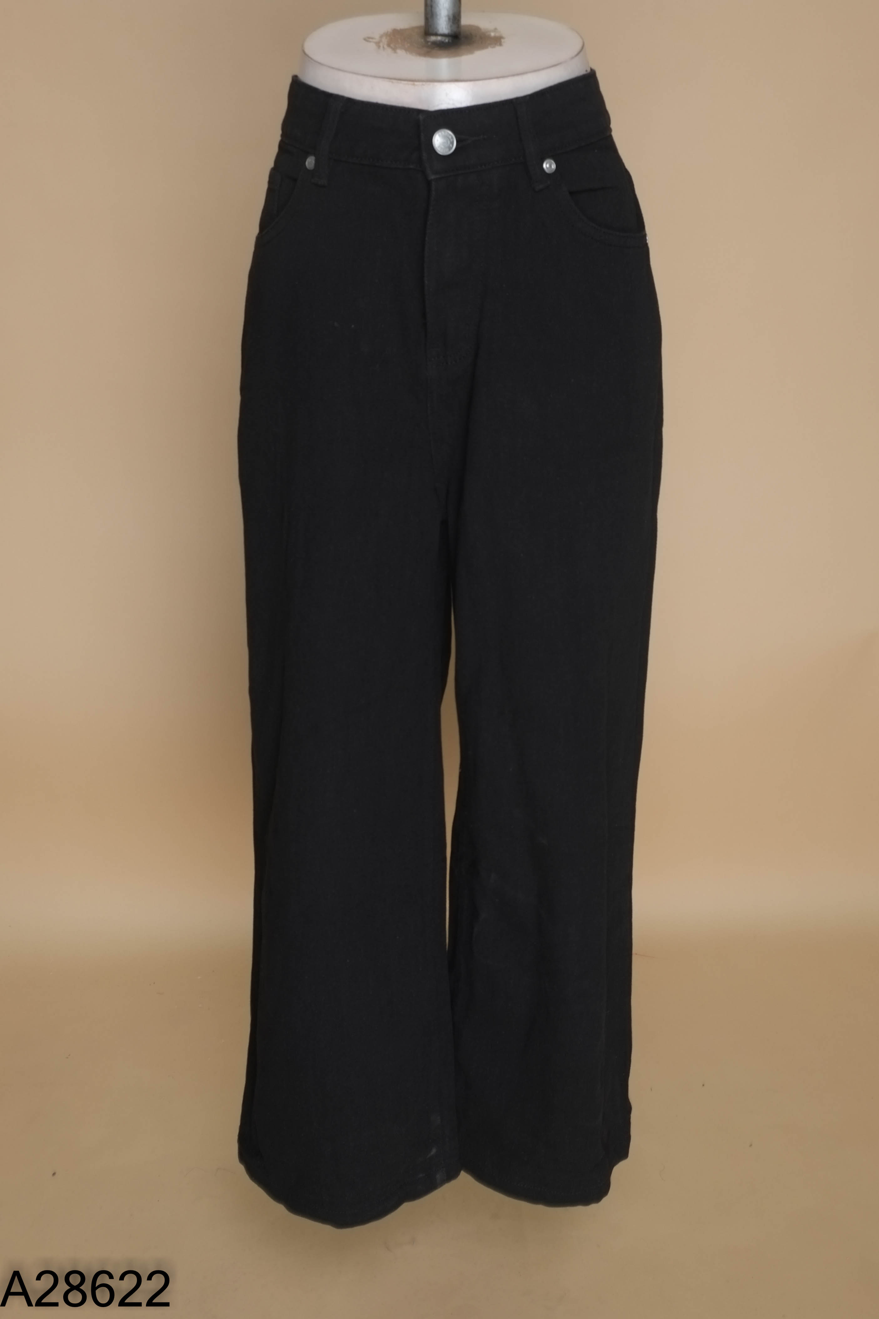Quần jeans CARDINA đen trơn