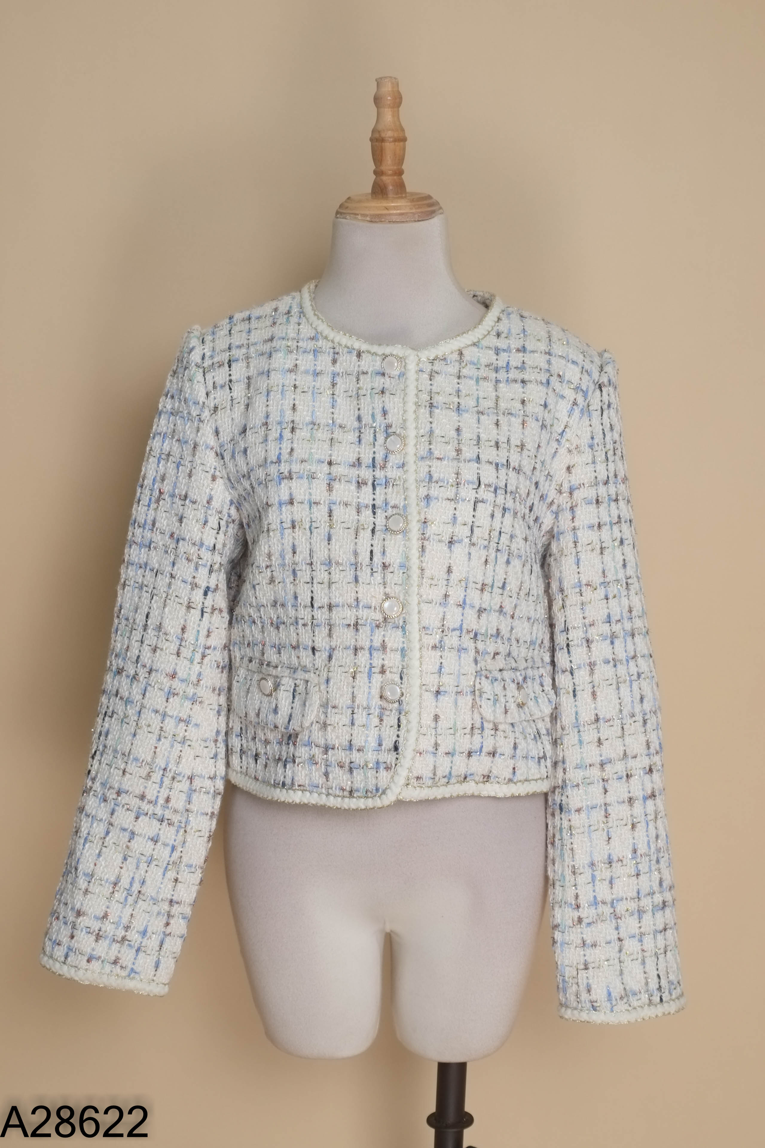 Áo dạ tweed CARDINA be cúc ngọc