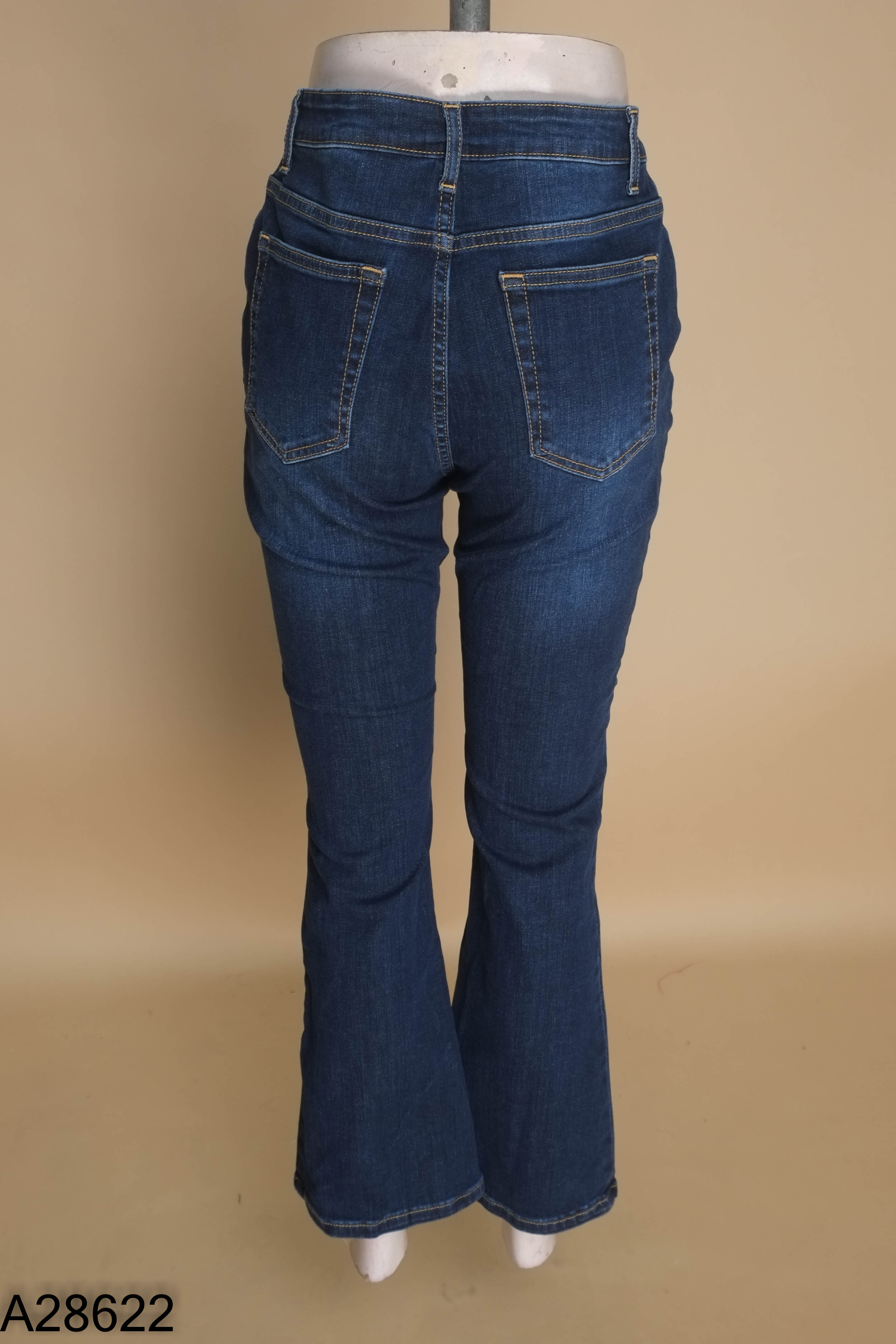 Quần jeans SAVANI xanh trơn