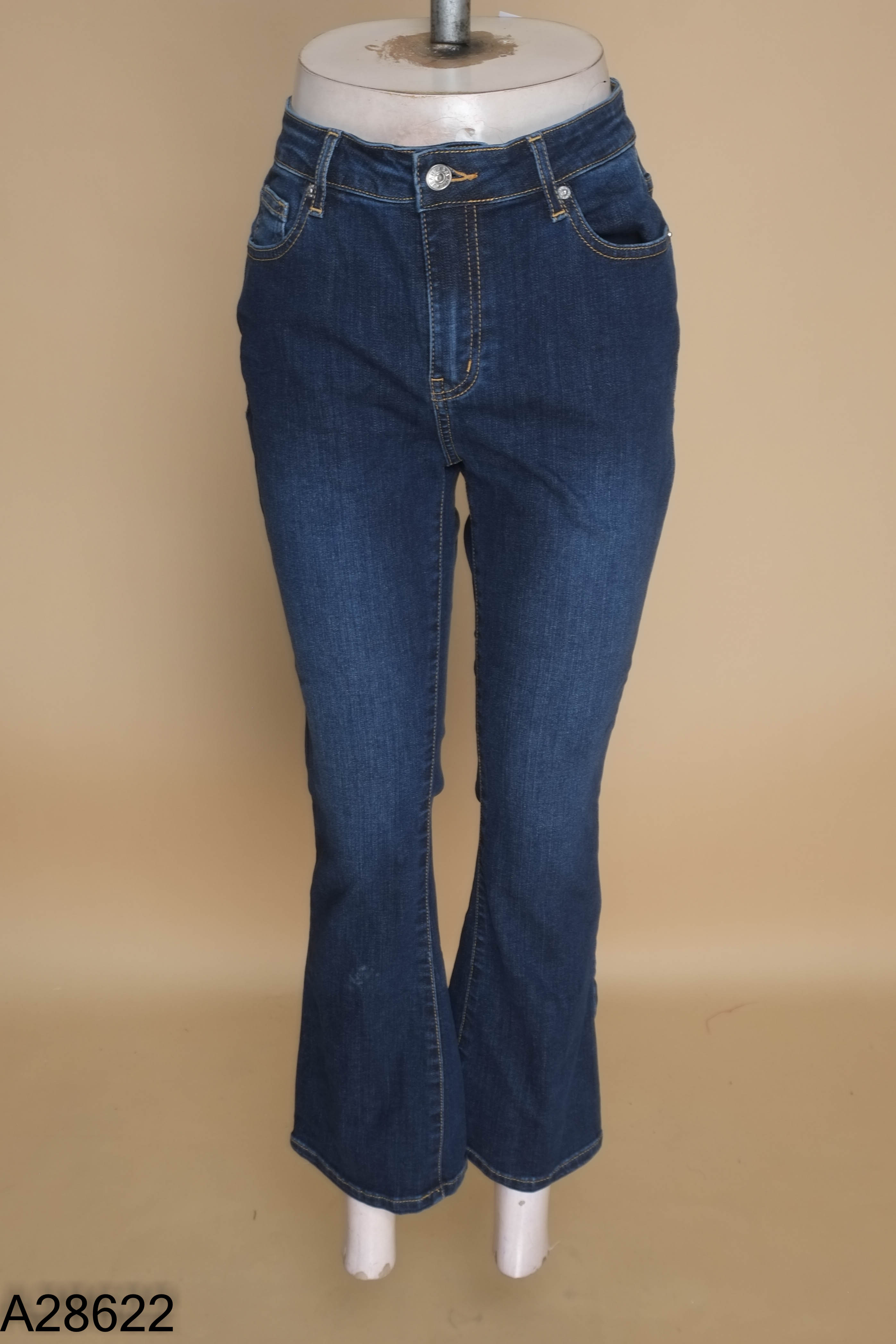 Quần jeans SAVANI xanh trơn