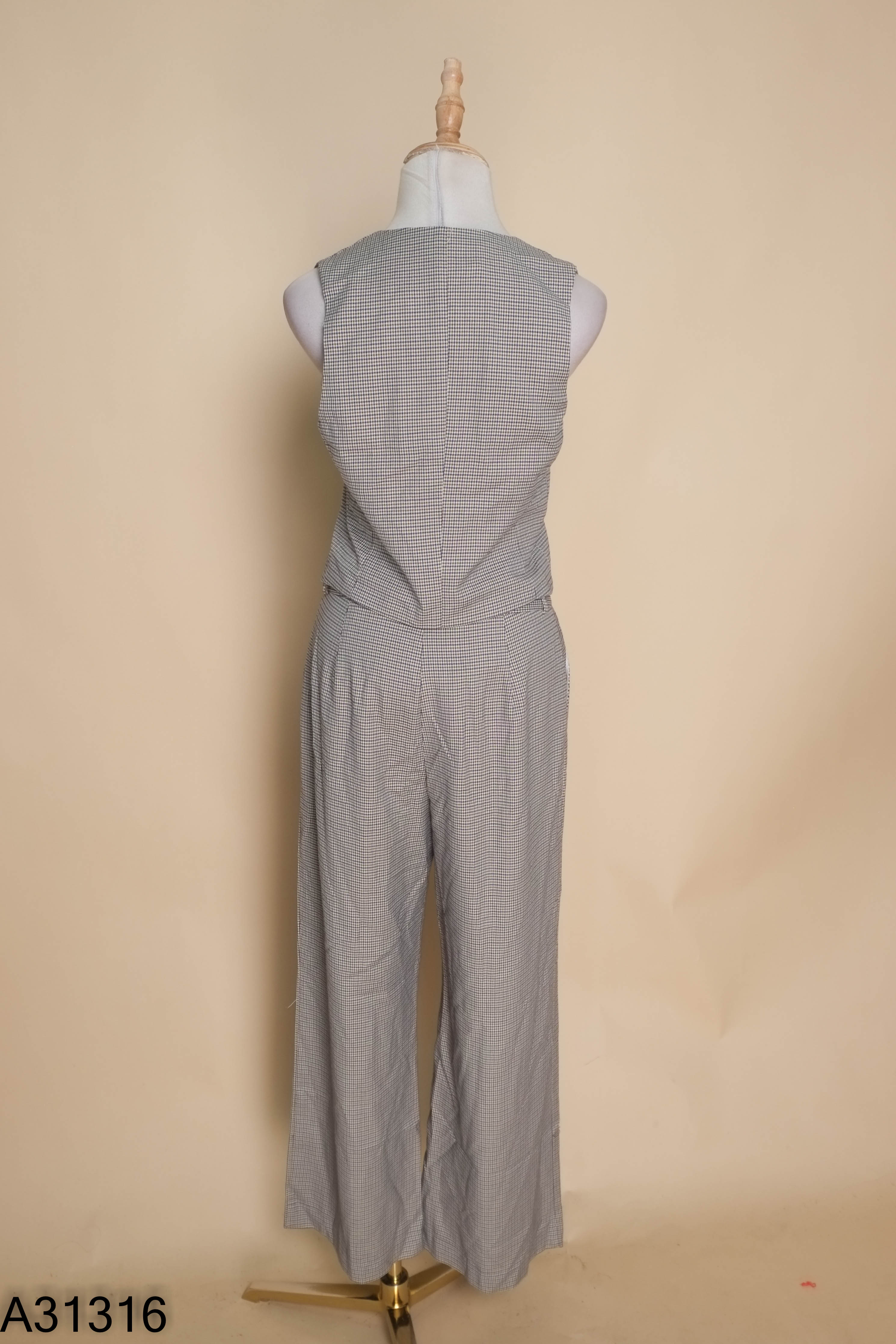 Set áo gile ZARA + quần dài
