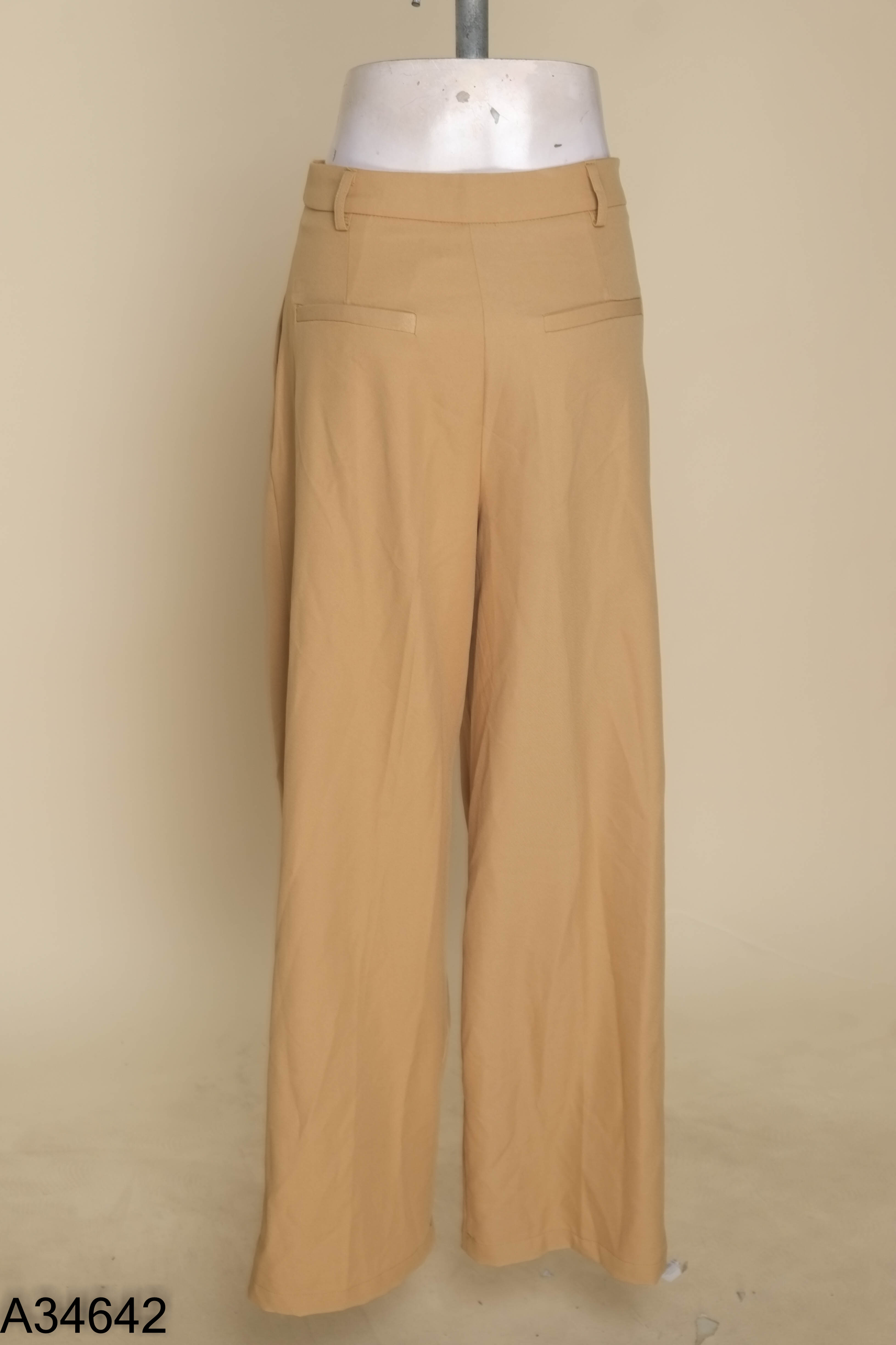 Quần vải vàng nâu MIXXO suông trơn