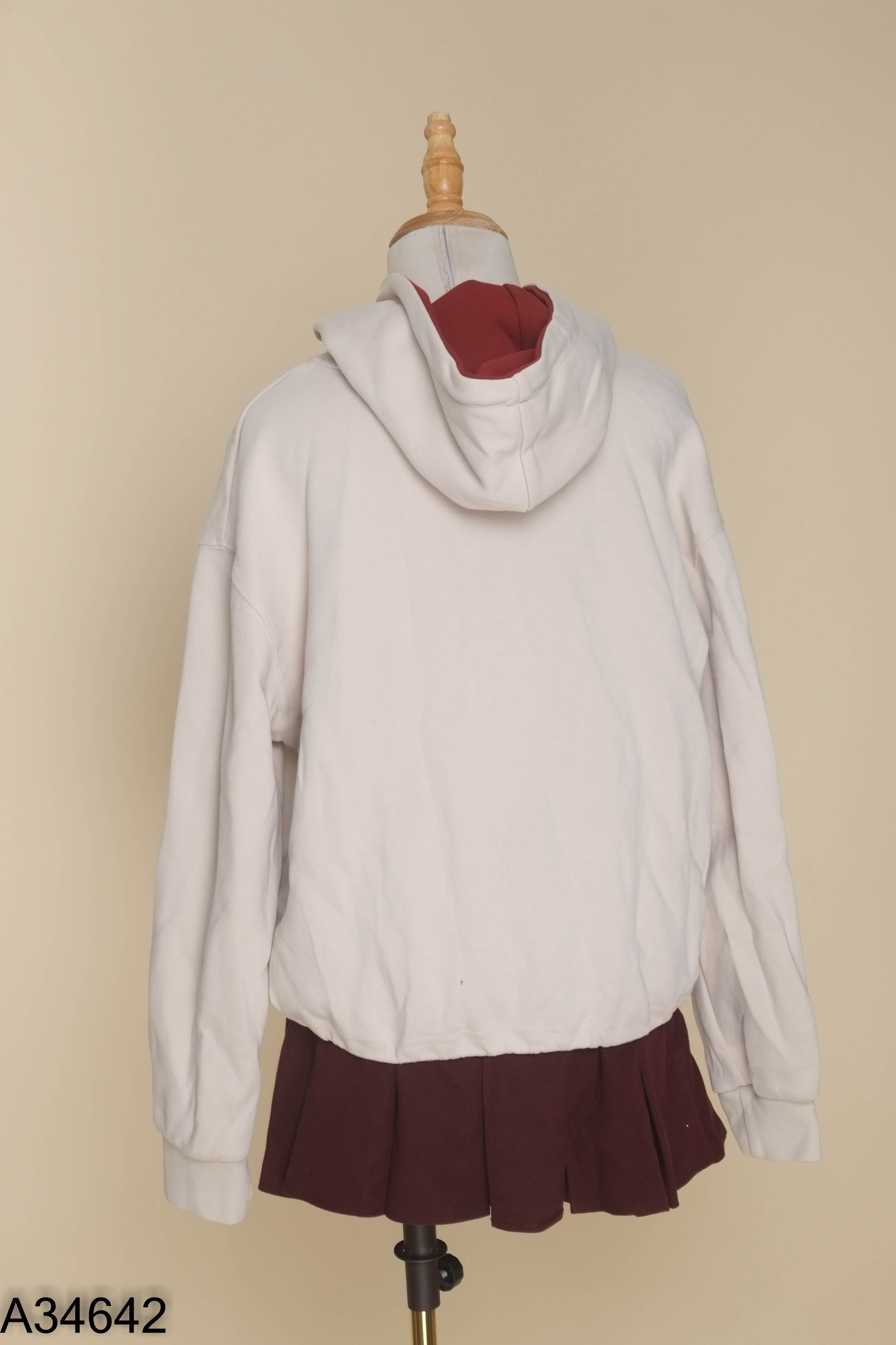 Set Áo hoodie be phối đỏ + Chân váy