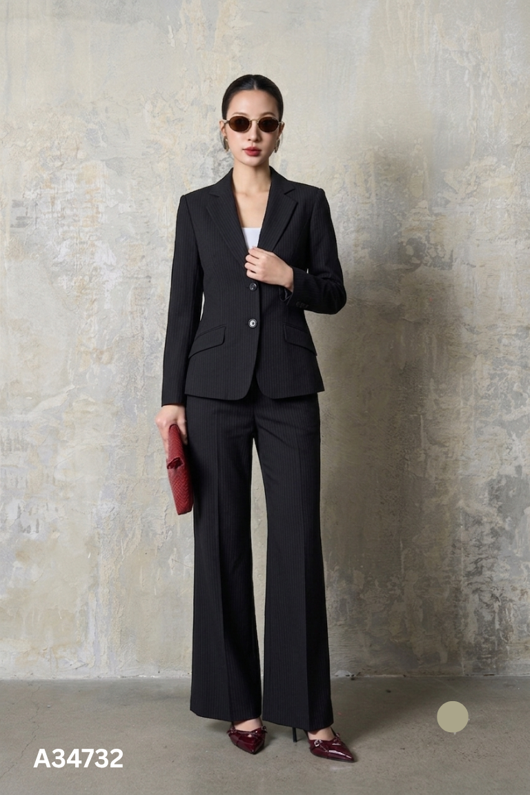 Set áo blazer + quần dài đen kẻ