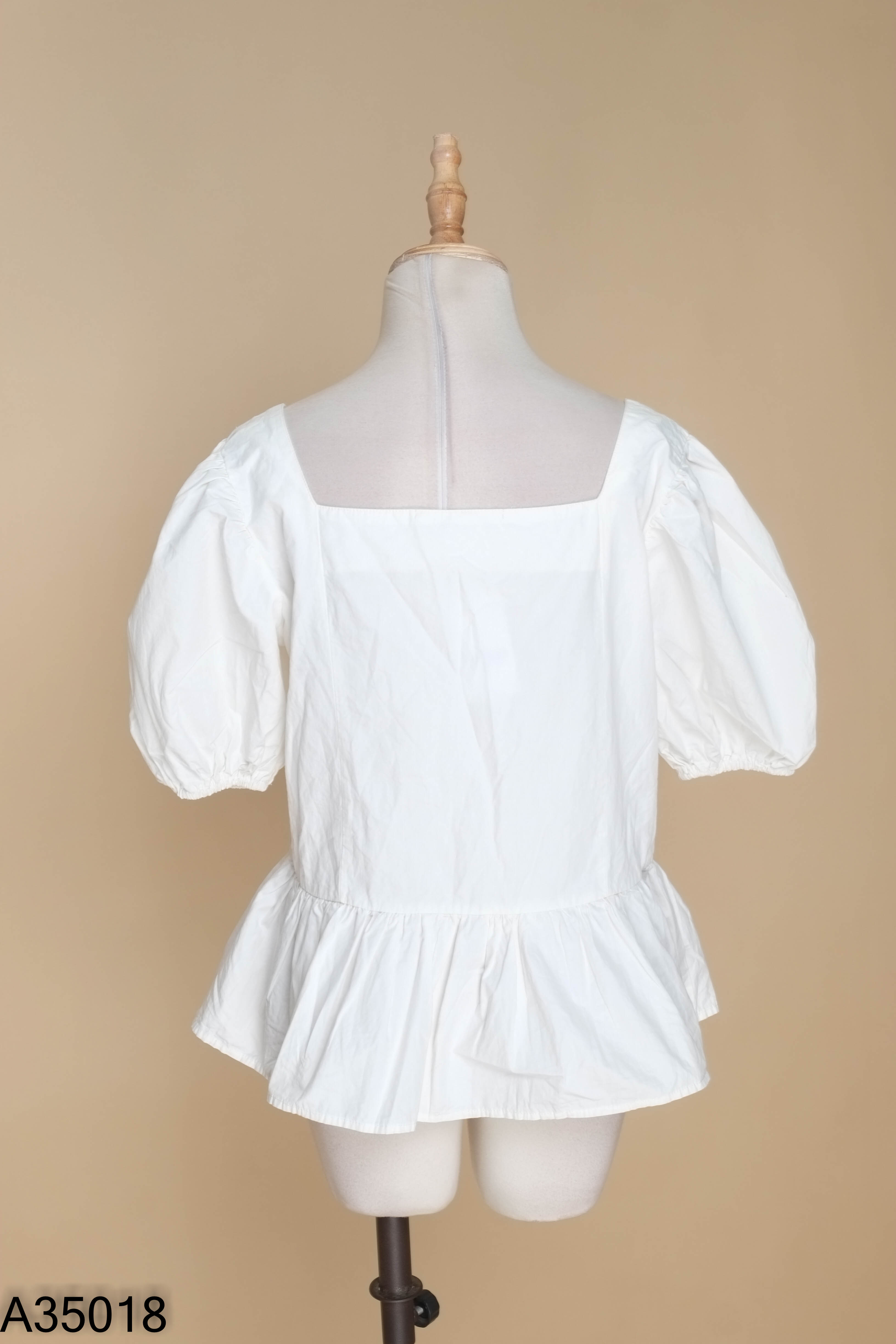 Áo be trơn cổ vuông babydoll