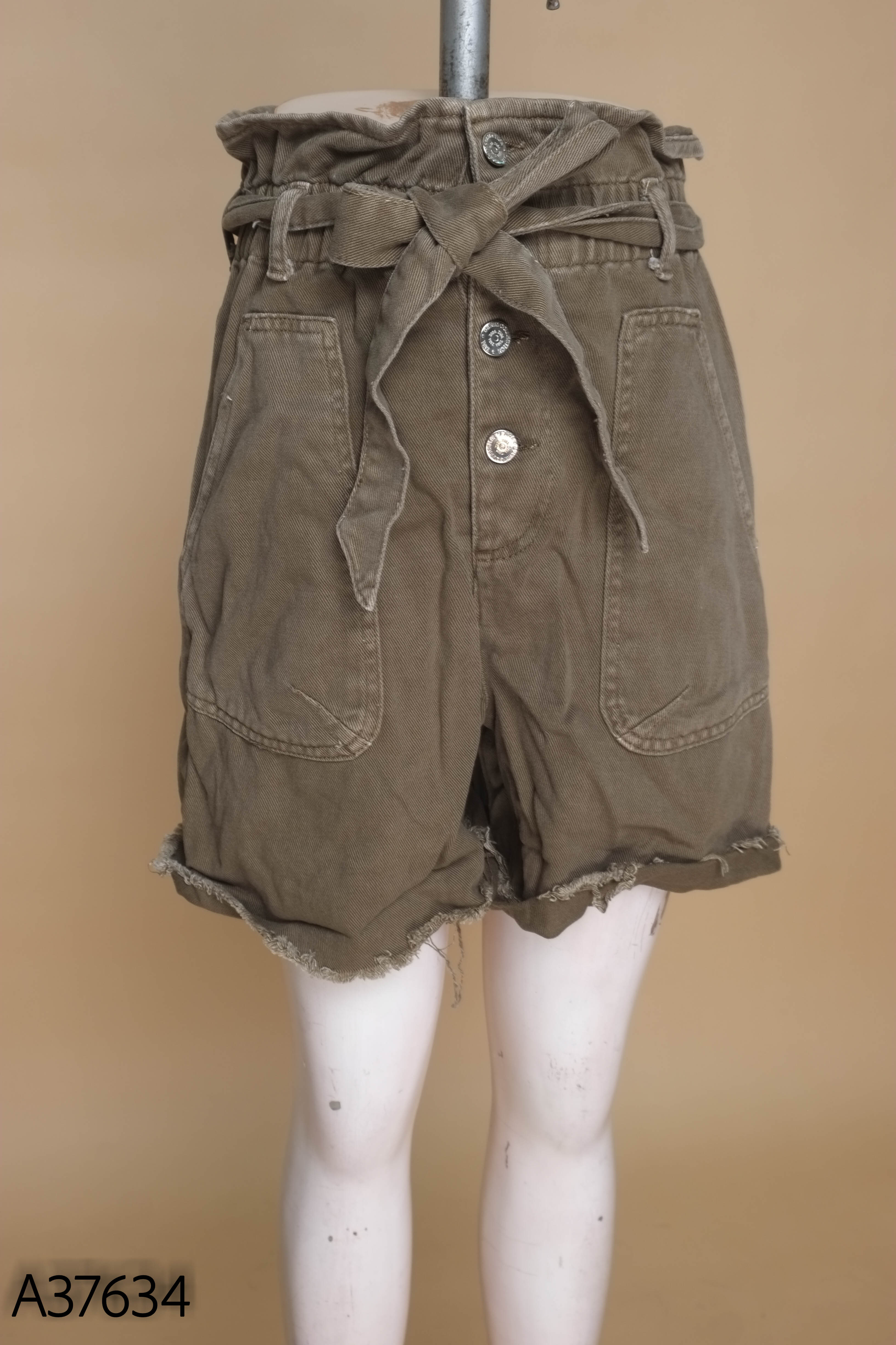 Quần short jean xanh rêu