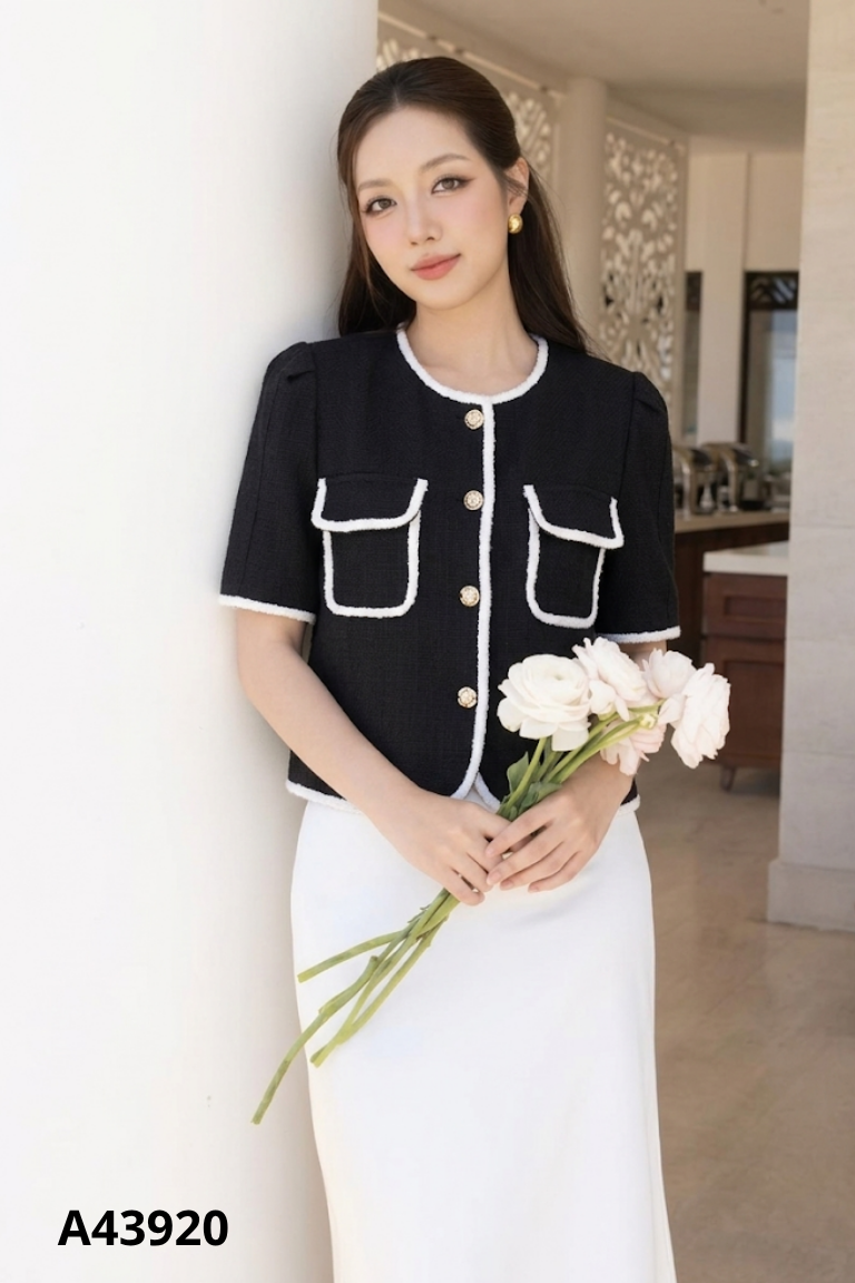 Áo dạ đen cúc tay ngắn