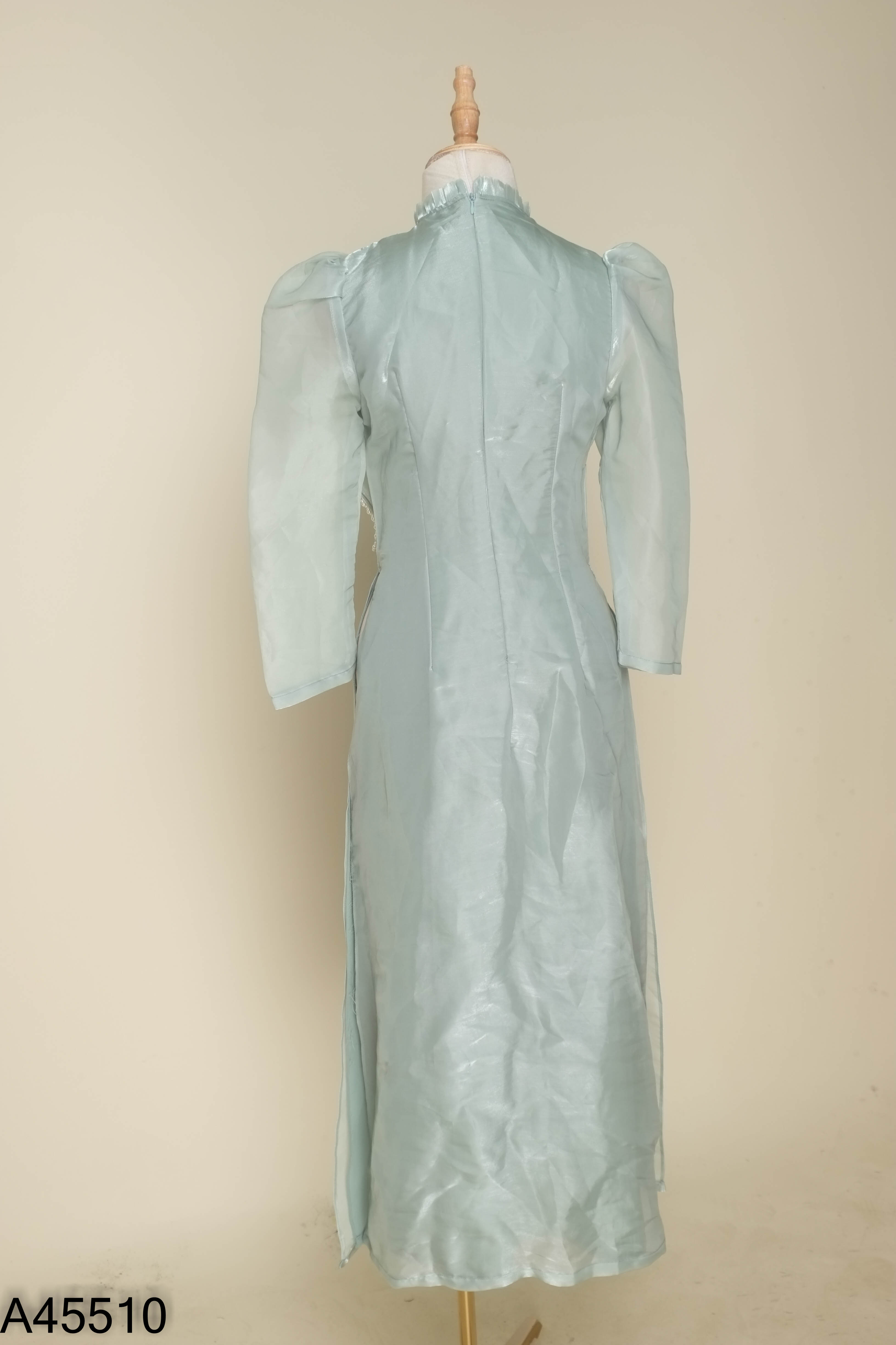 Áo dài organza xanh phối nơ